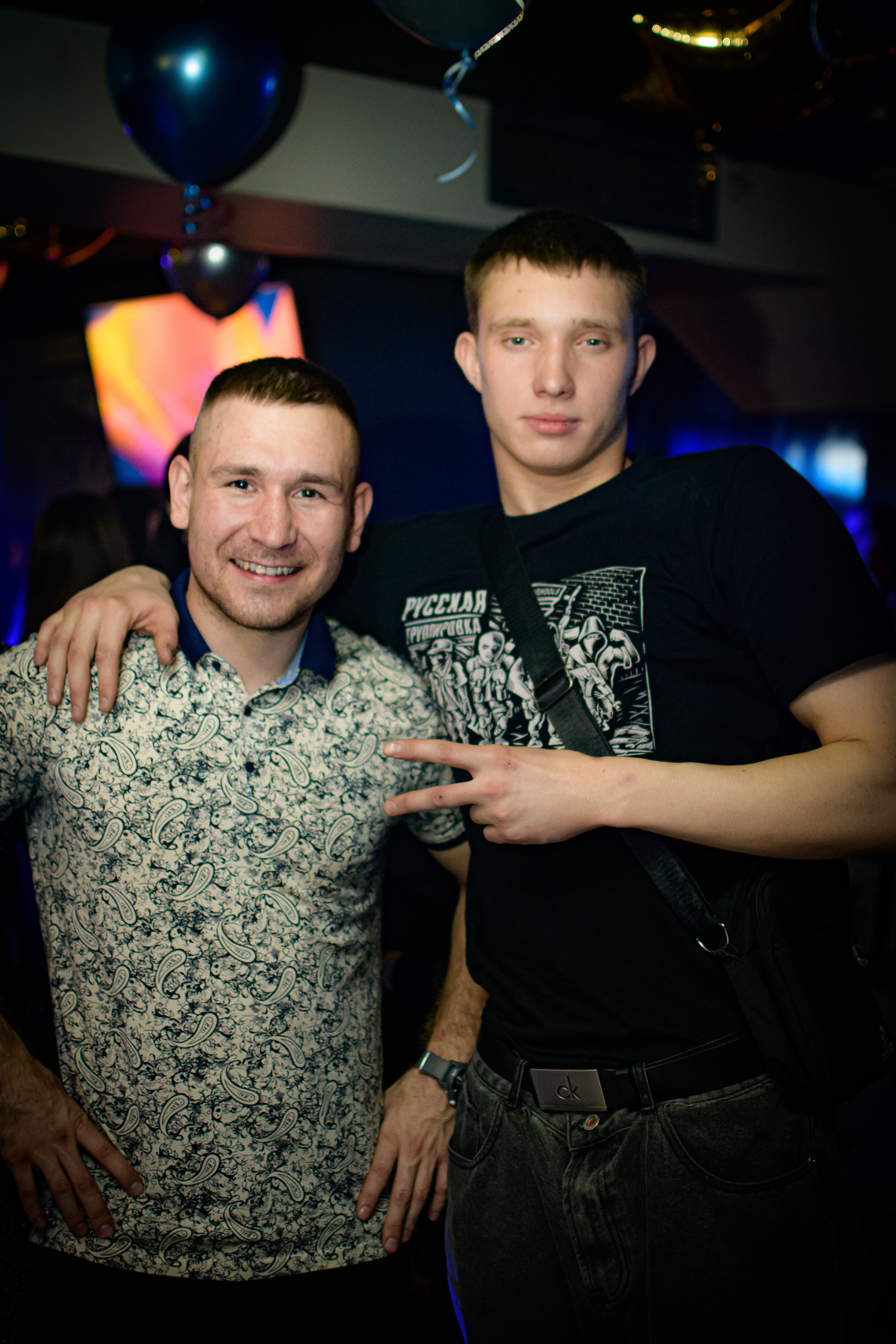 HOLLYWOOD / 6 YEARS. Photokarish