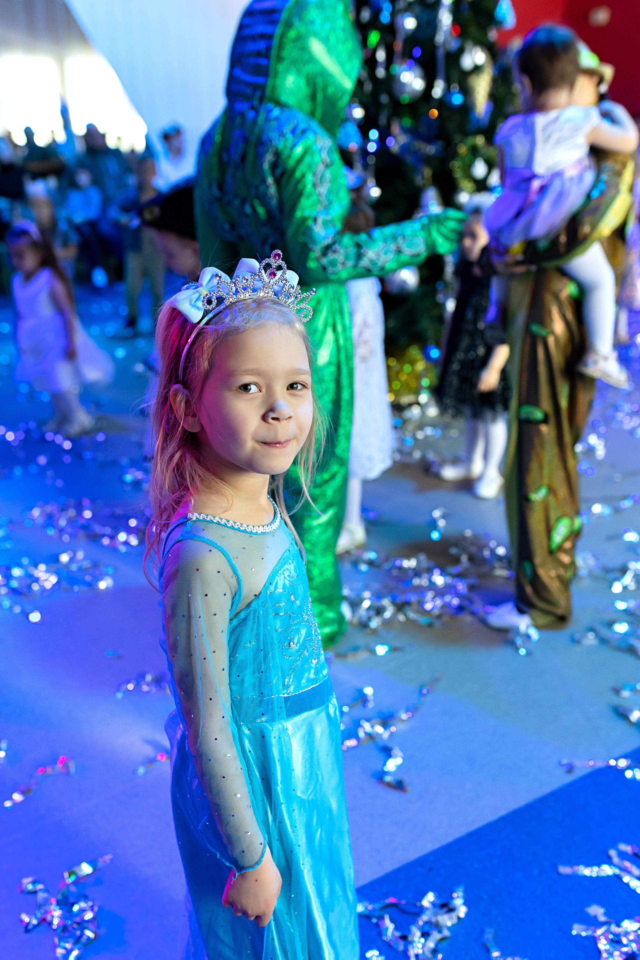 Утренник в ДОФ 04.01.25. Ольга Смирнова юрист, фотограф