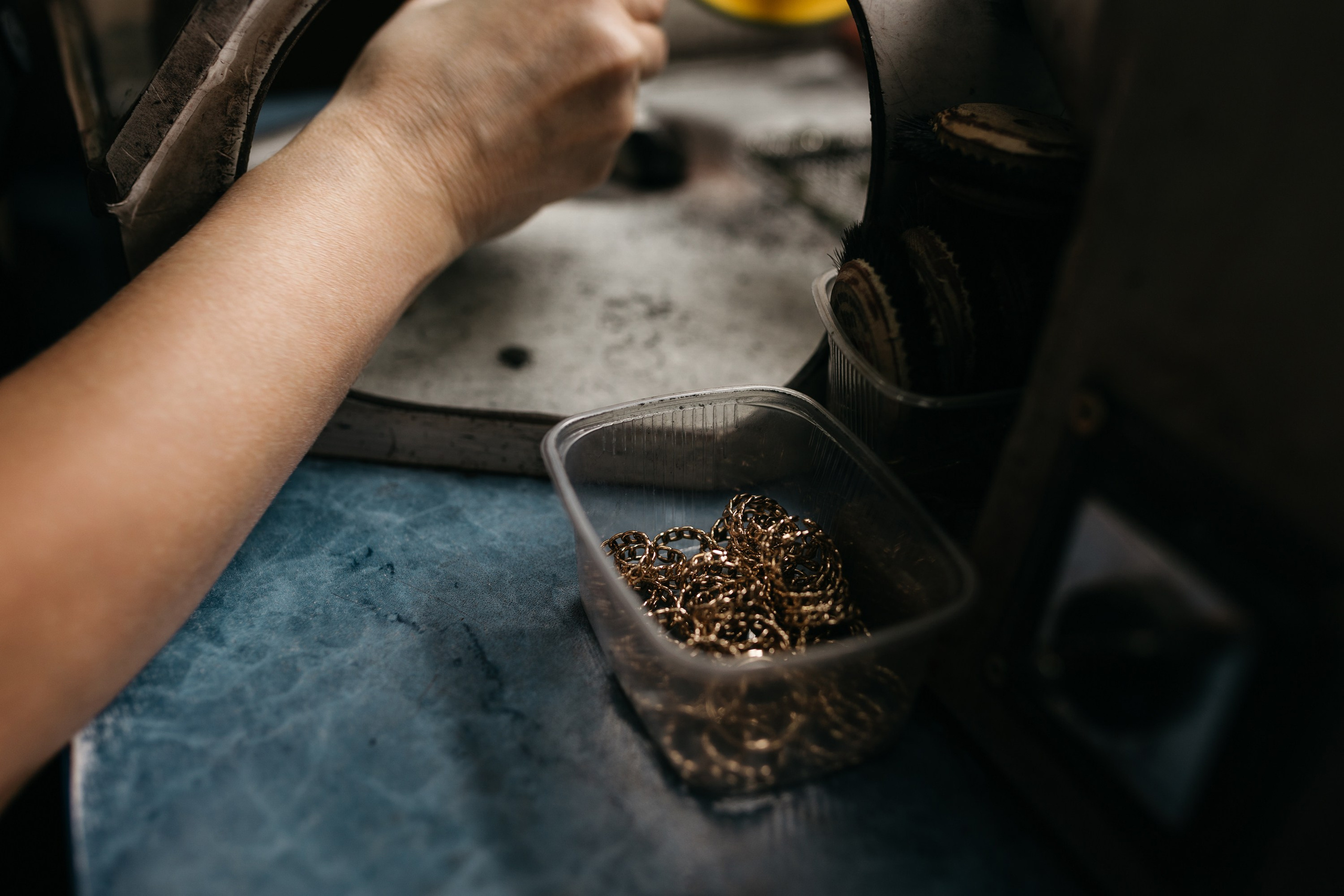 Промышленный репортаж ювелирного производства. Фотограф Олег Сотник
