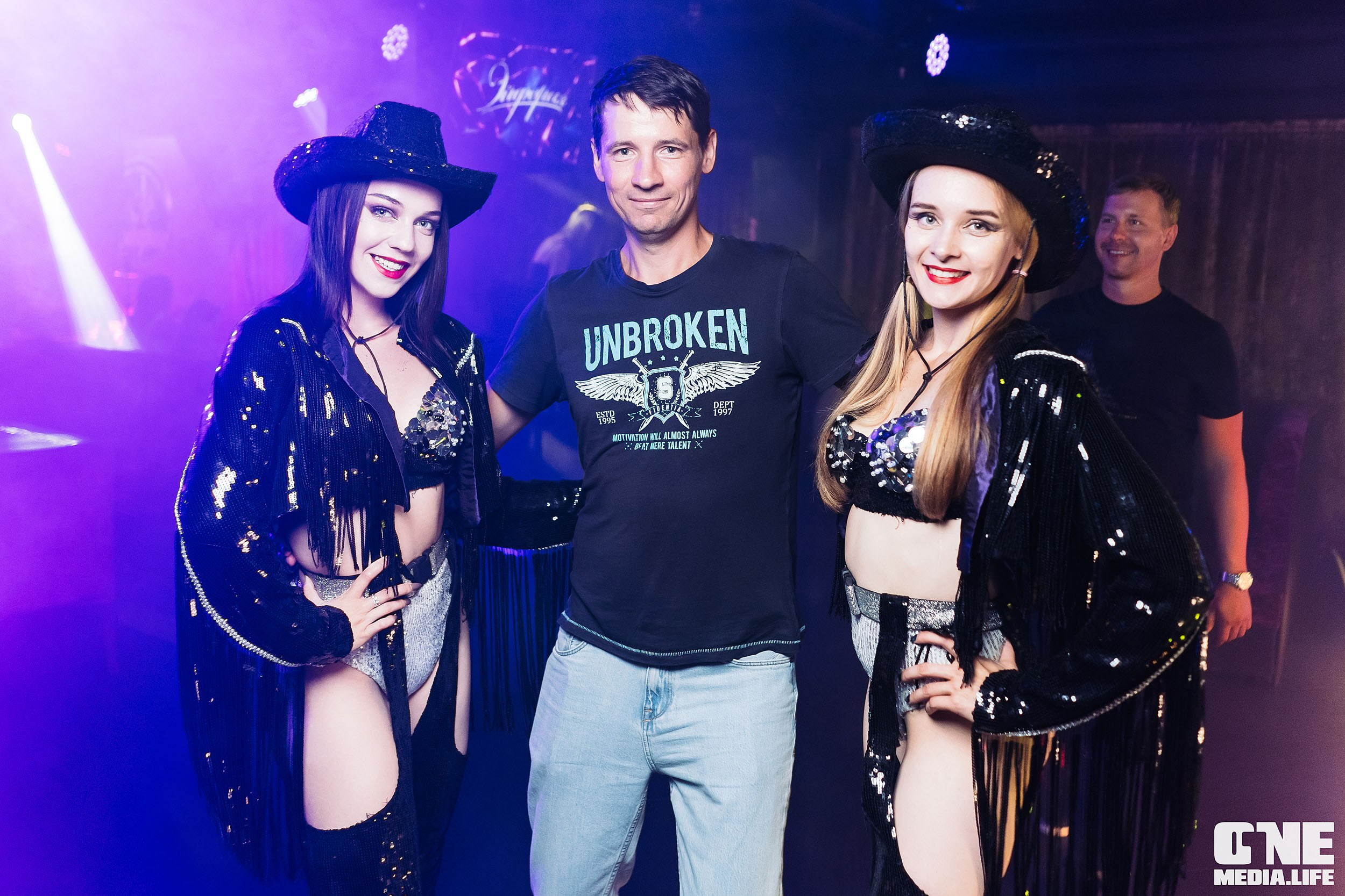 Фоторепортаж из караоке-клуба Эйфория. One Media Life: фоторепортажи, фотоотчеты с мероприятий и заведений