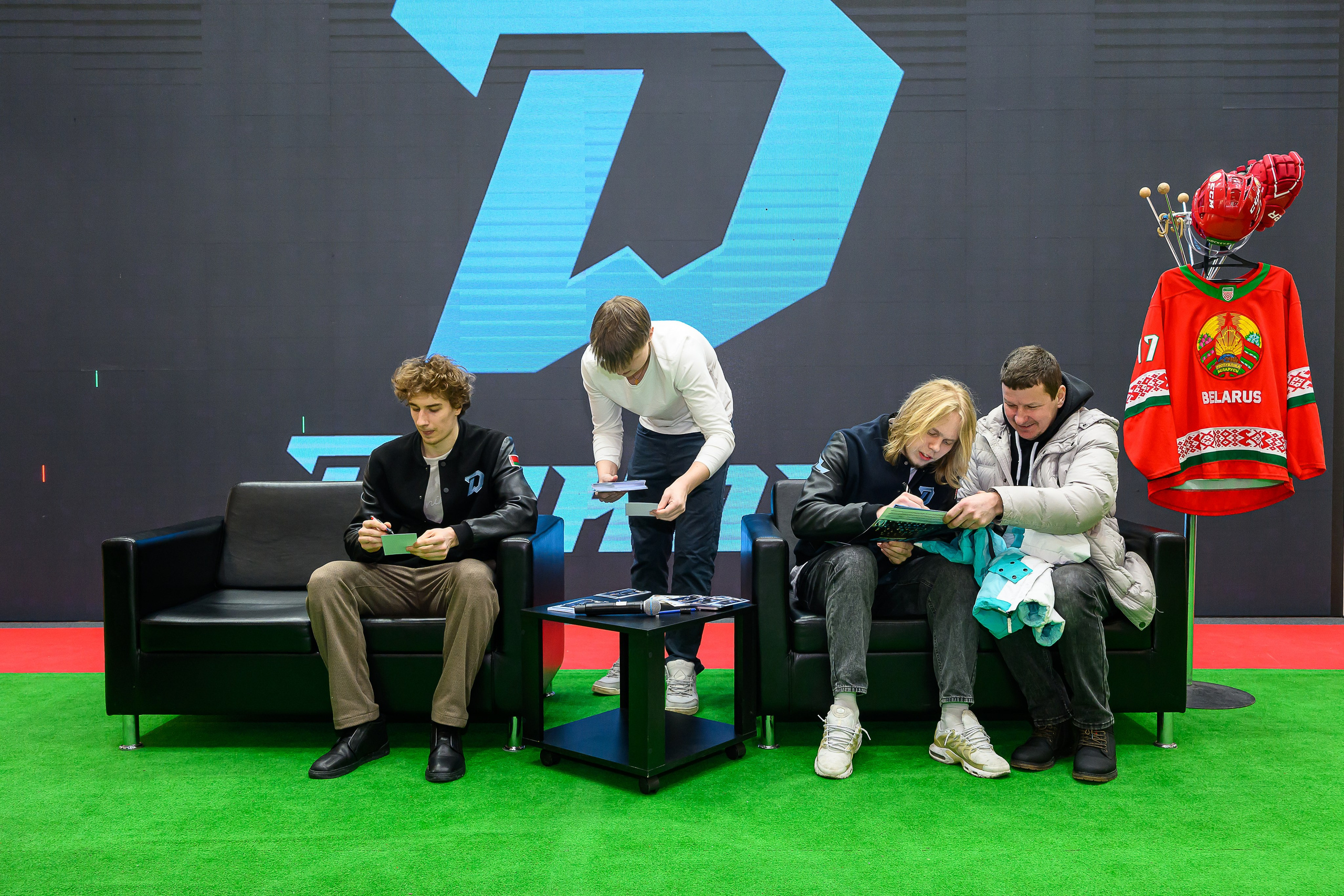 @hcdinamo.by. Фотоуслуги, услуги фотографа, фотографирование важных событий