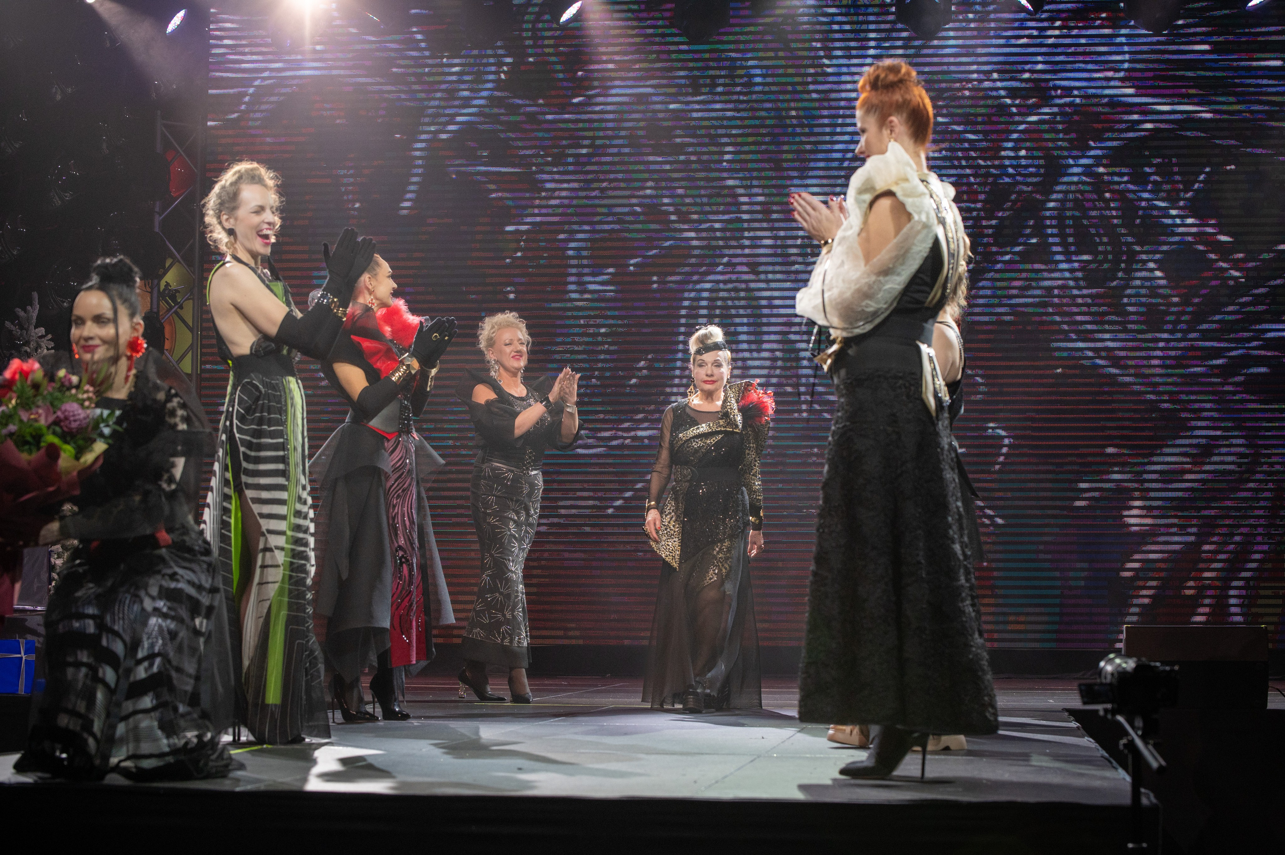 Большая новогодняя тусовка. Фотоуслуги, услуги фотографа, фотографирование важных событий