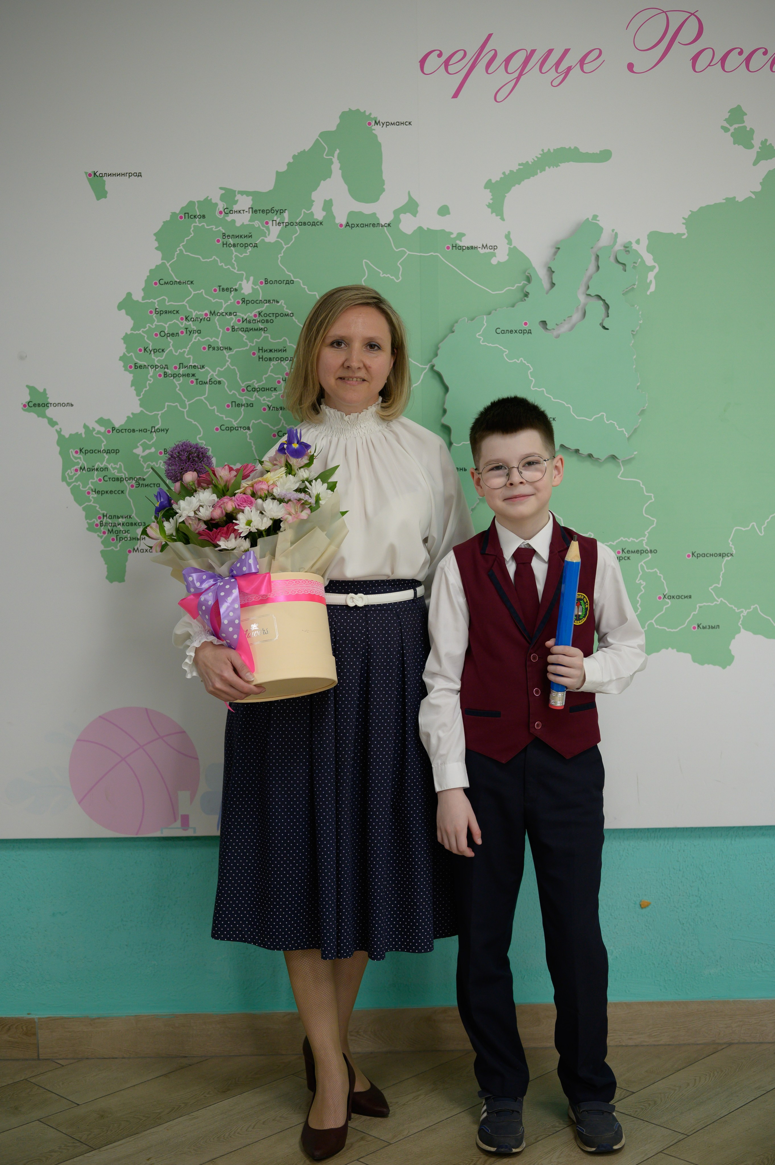 Выпускной 4Б гимназия № 16. Фотограф новорожденных, семейный детский в Тюмени Татьяна Морозова