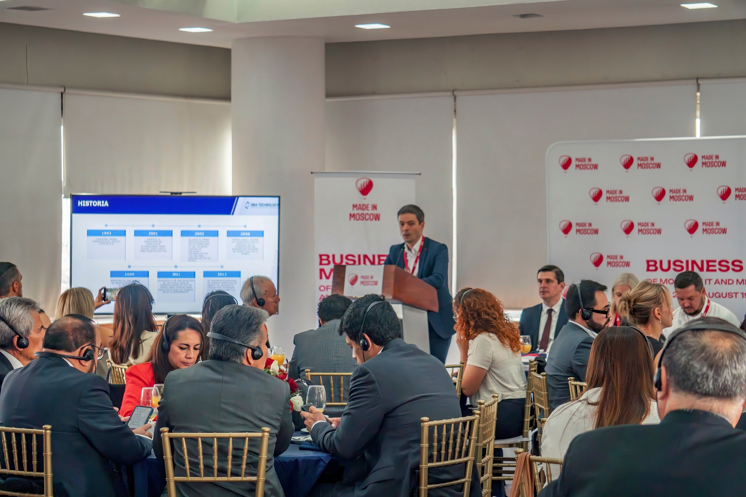 B2B Sessions in CANACINTRA. CDMX Photography | Alex Klenin| Portrait & Event Photographer