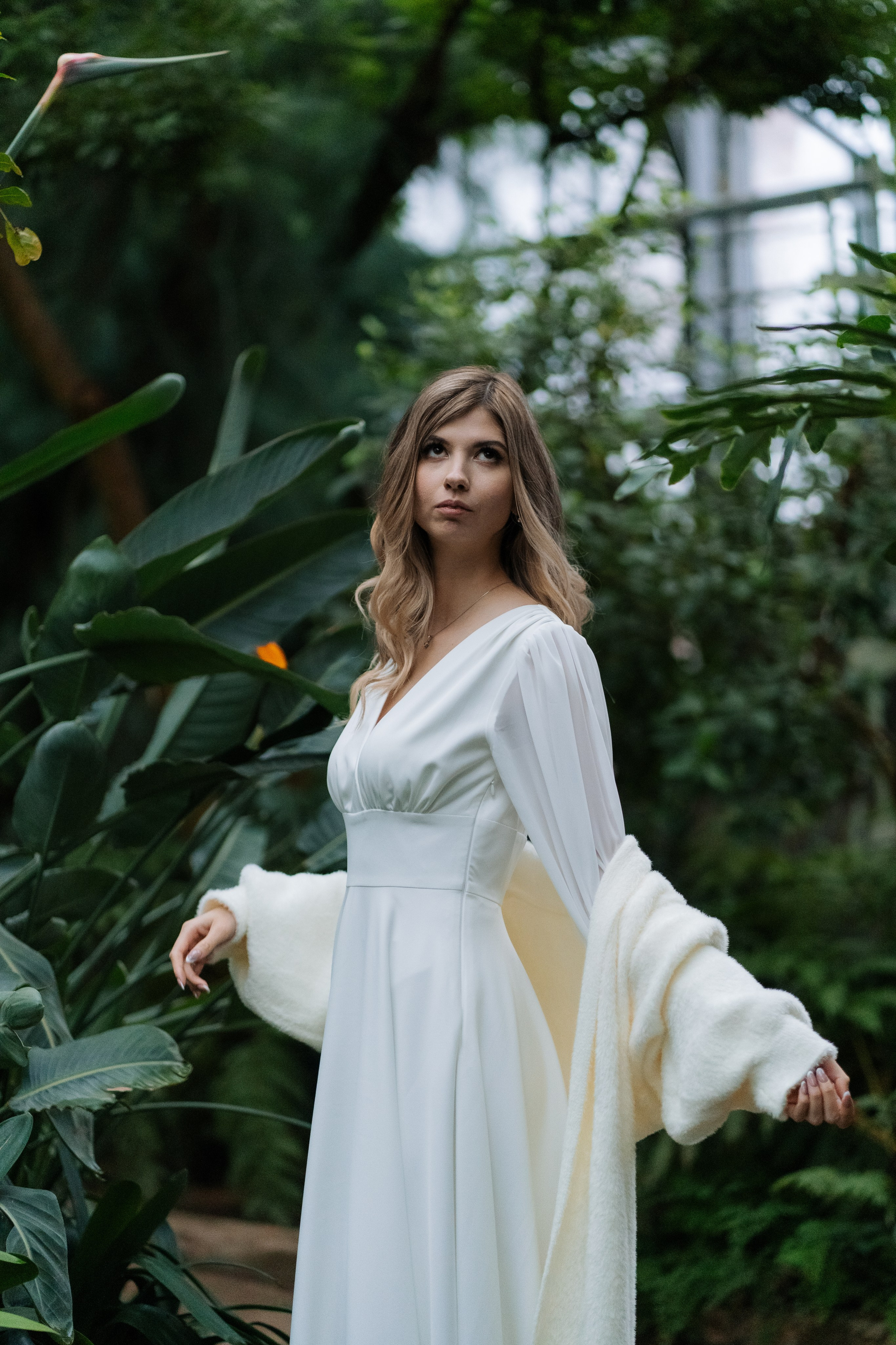 Свадебная фотосессия в оранжерее, Москва. Свадебный фотограф в Москве Анна Полушина