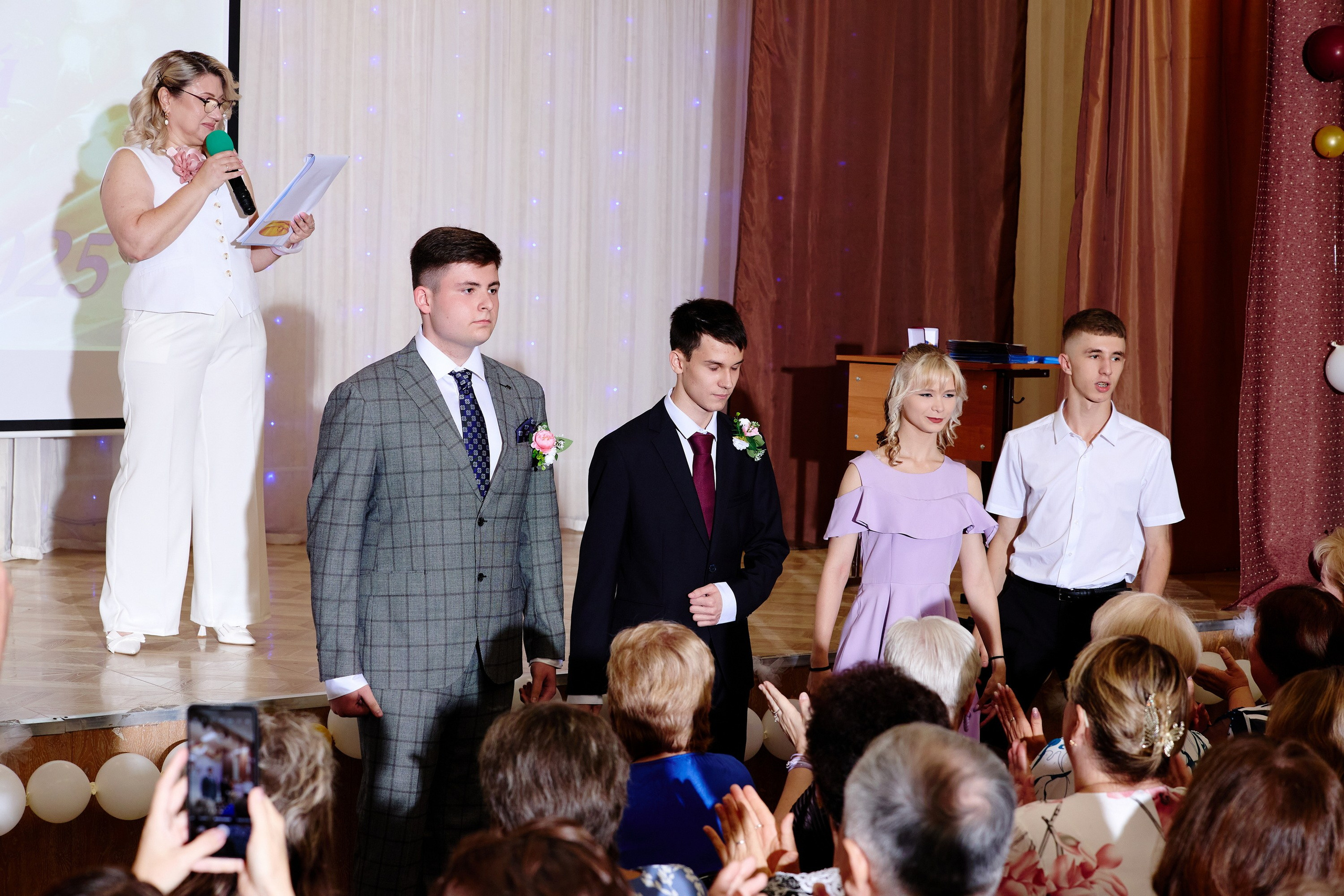 Выпускной 35 Сош. Фотограф Выпускные альбомы Таганрог Сергей Коробченко