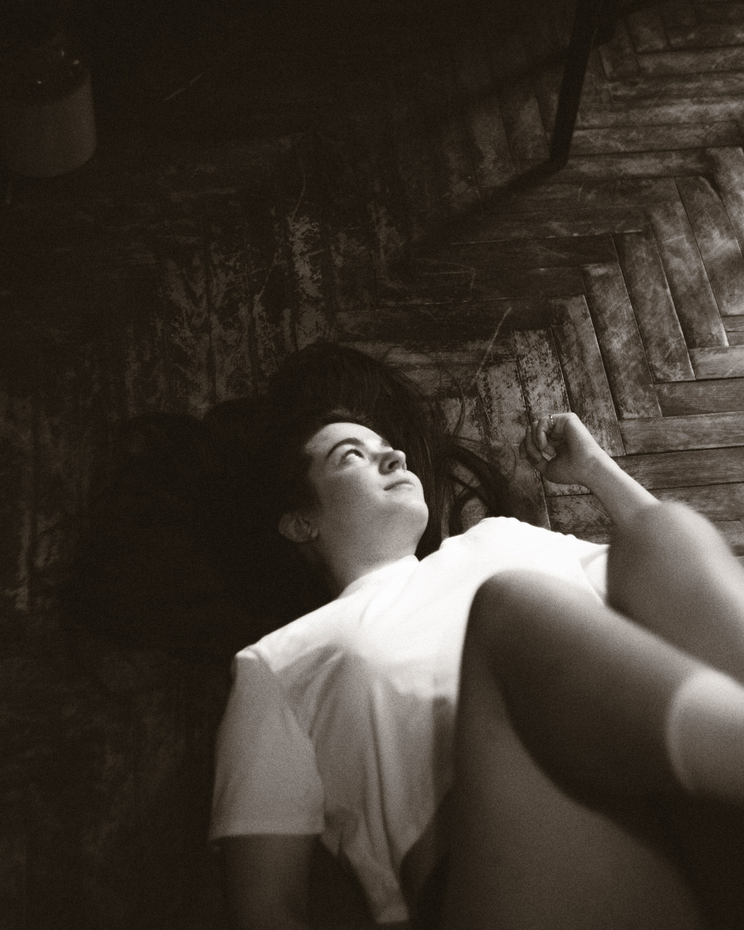 Girl’s photoshoot in real Saint Petersburg’s flat. Katya Che | Photographer | Beograd