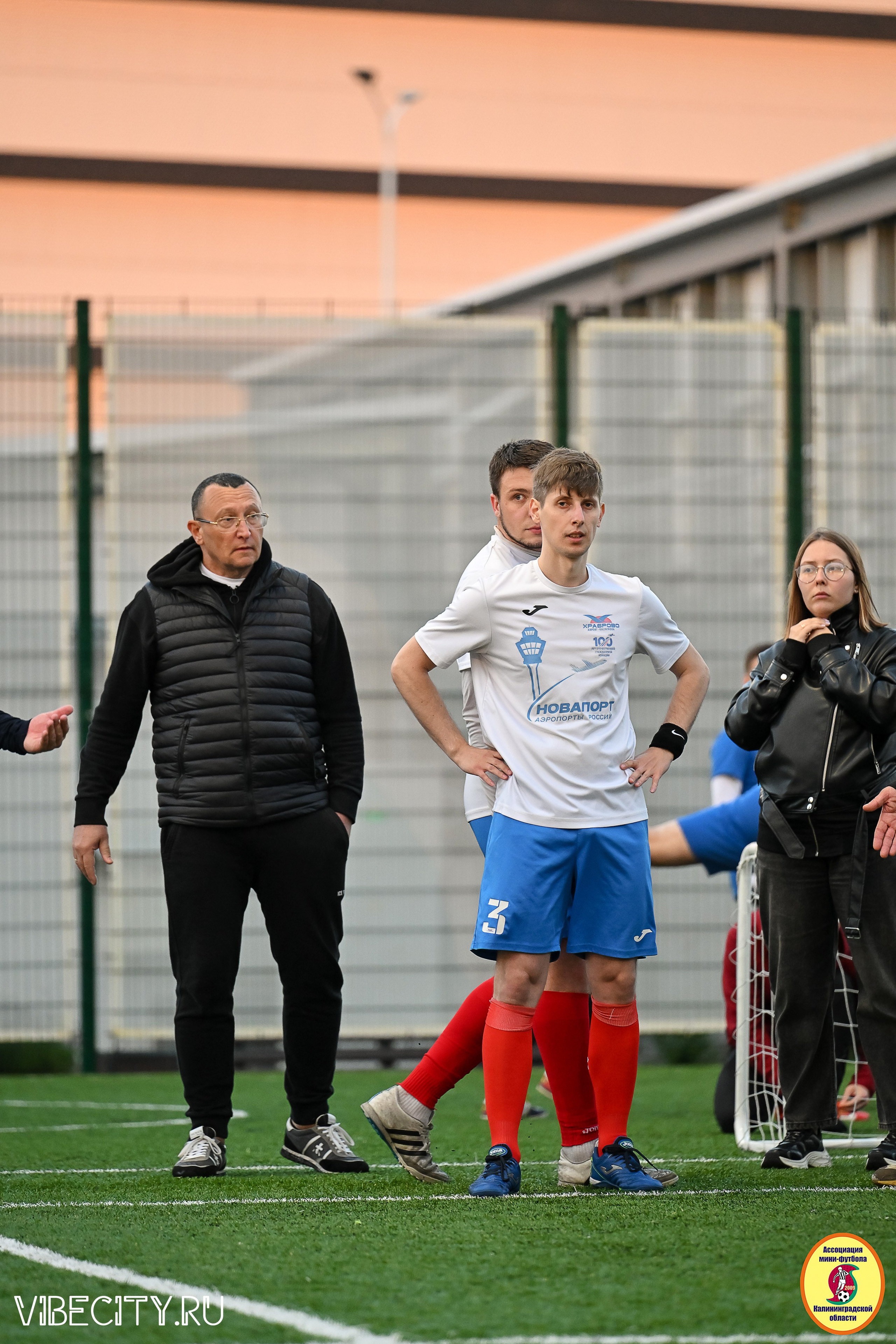 ИГРЫ МИНИ-ФУТБОЛЬНОЙ И КОРПОРАТИВНОЙ ЛИГИ. VIBECITY.RU Вайб Сити Ру Фоторепортажи Фотоотчеты Калининград