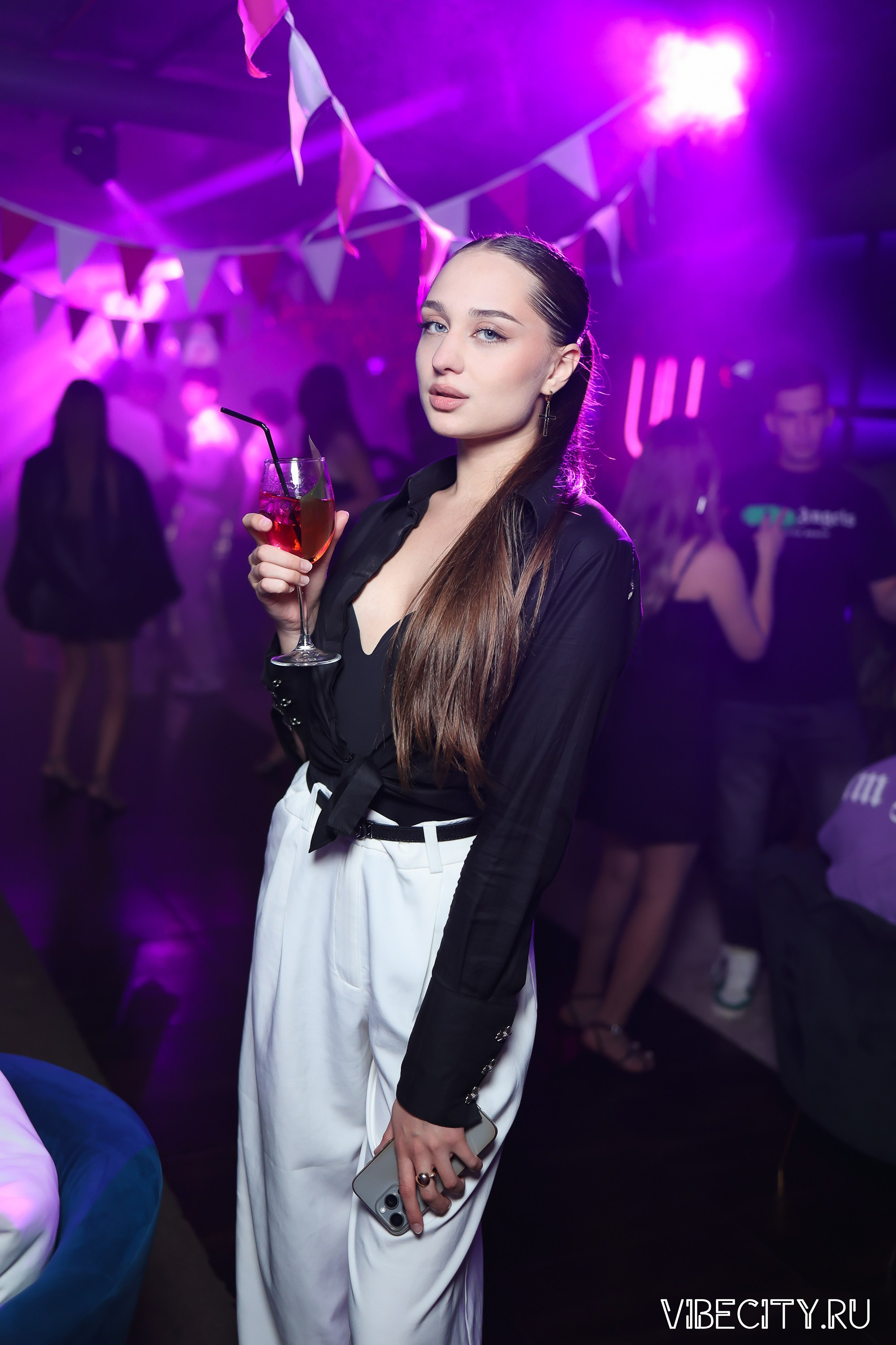 DOUBLE U. VIBECITY.RU Вайб Сити Ру Фоторепортажи Фотоотчеты Калининград