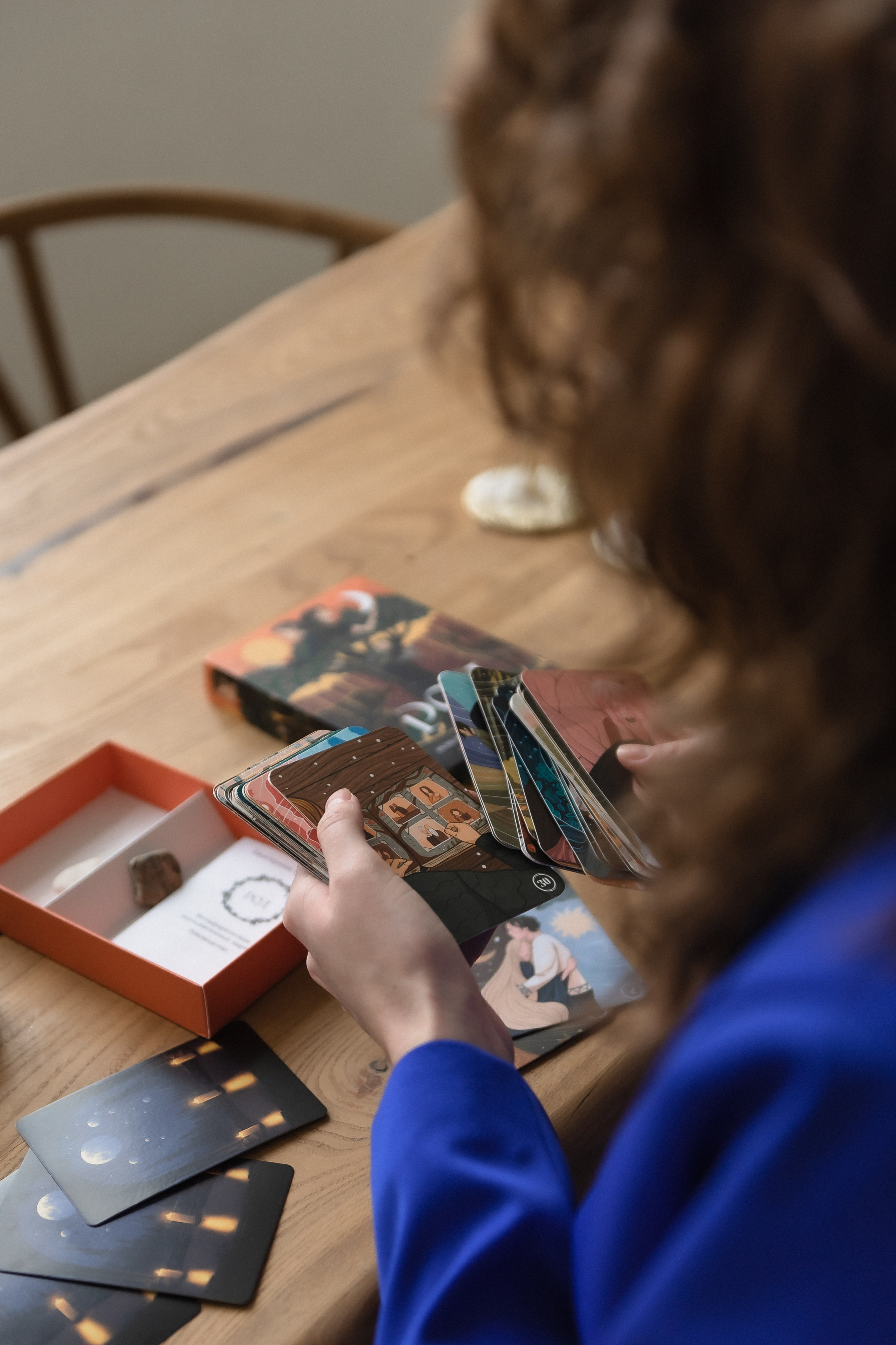 Портрет в светлом зале. КОНТЕНТ |БРЕНД фотограф Санкт-Петербург — Жанна Олтаржевская