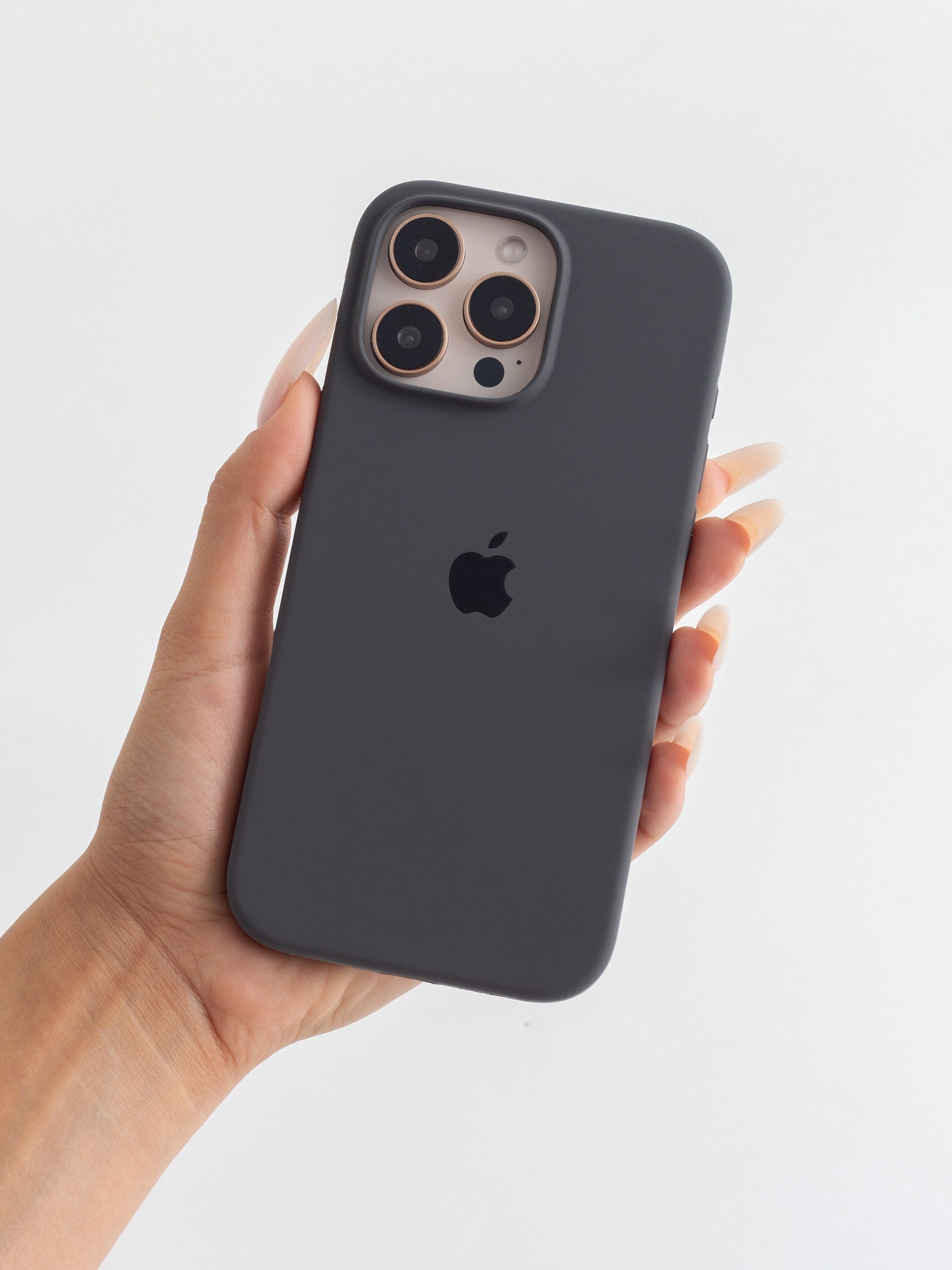 Чехлы на айфон. Фотограф для различных событий, проектов, маркетплейсов, сайтов и мероприятий в Екатеринбурге