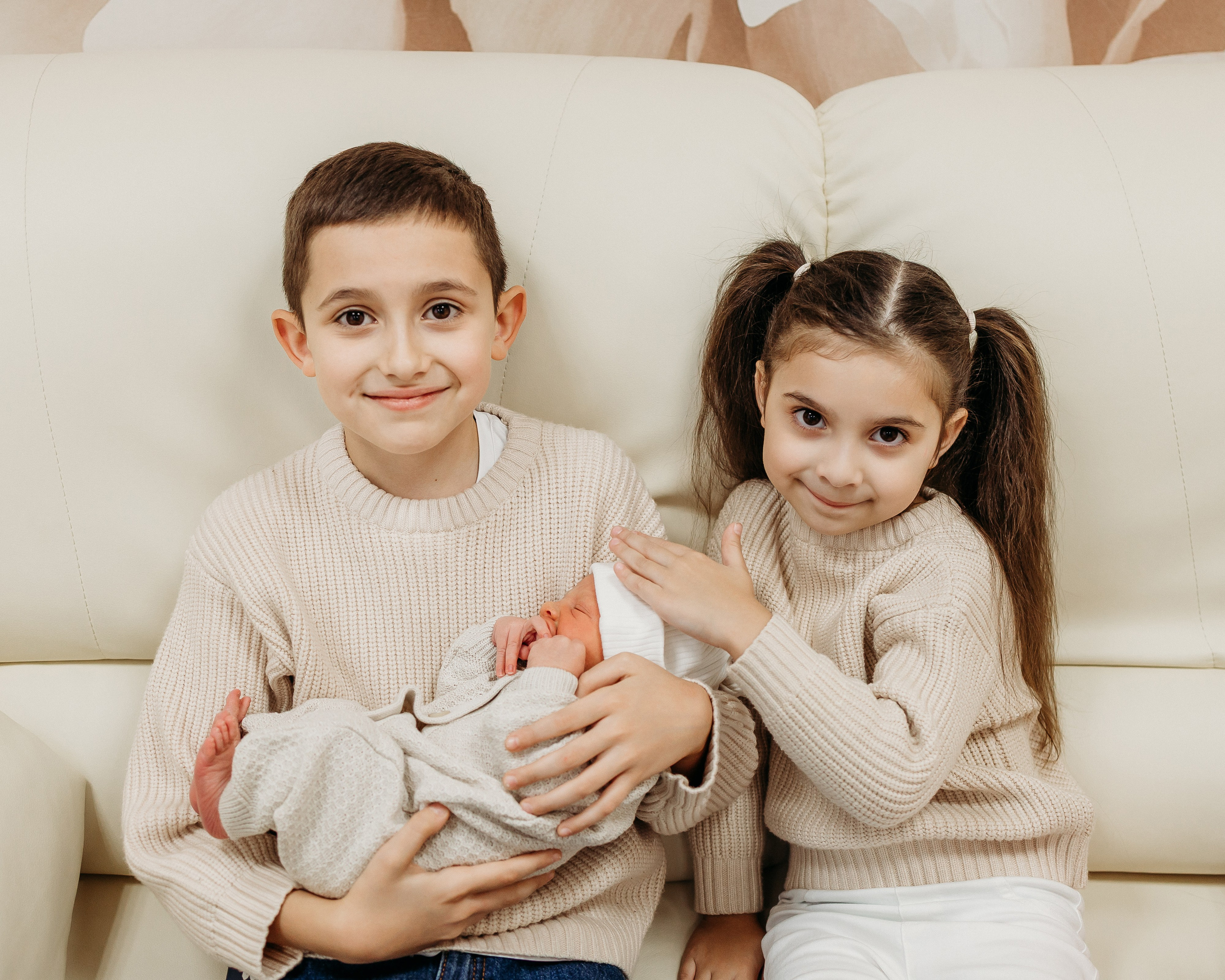 Анри. Семейный и детский фотограф в Краснодаре. Фотограф новорожденных. Фотограф ньюборн. Фотограф родов Краснодар. Катя Угнивенко