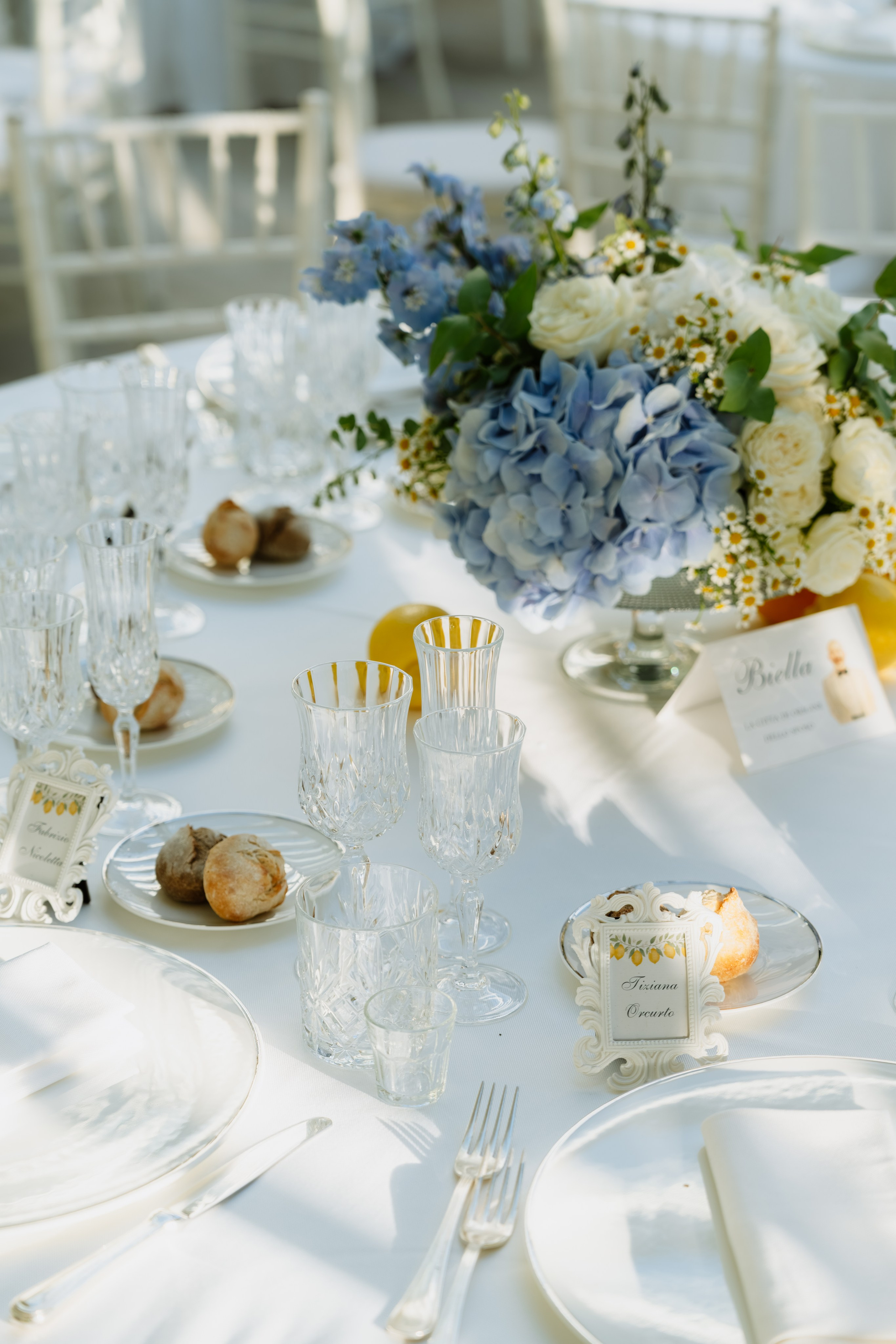 Vera & Lorenzo | Biella, Italy. Professional Wedding Photographer Geneva & Romande Switzerland | Tanya Creator