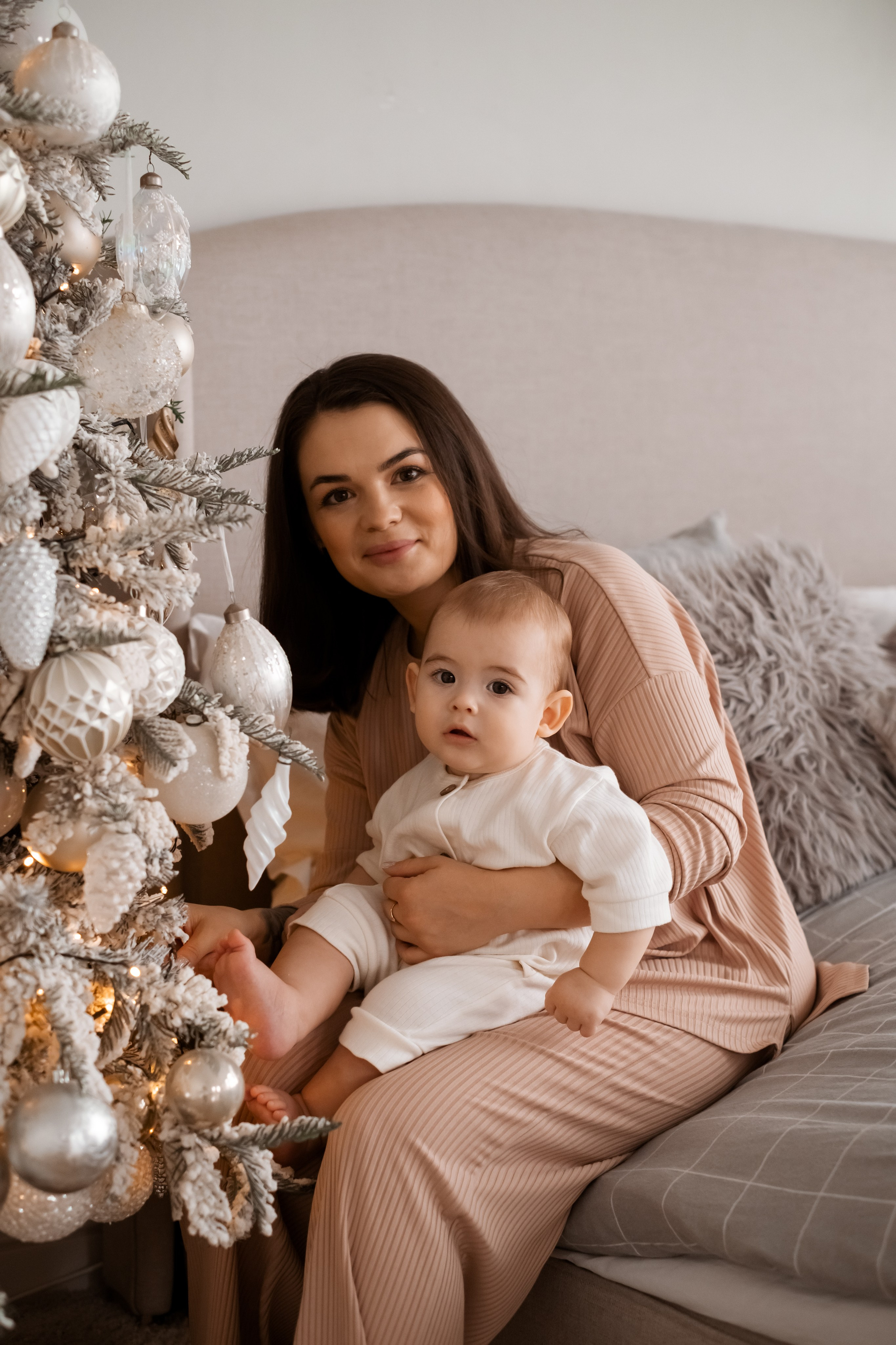 Семейная новогодняя фотосессия. Семейный и детский фотограф в Мелитополе /Наталья Зацеркляная