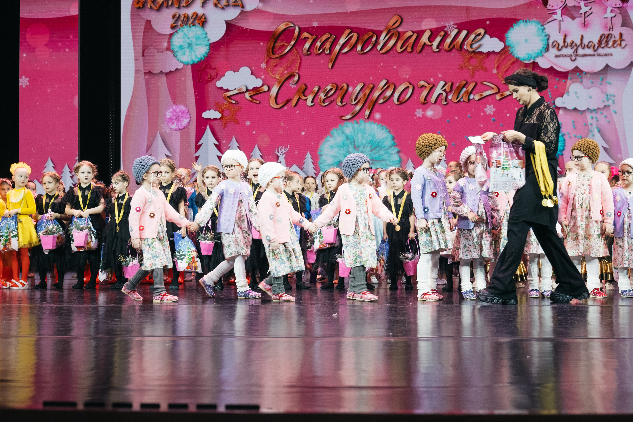 СурГУ 23.12.23. Репортажный и свадебный фотограф в Сургуте