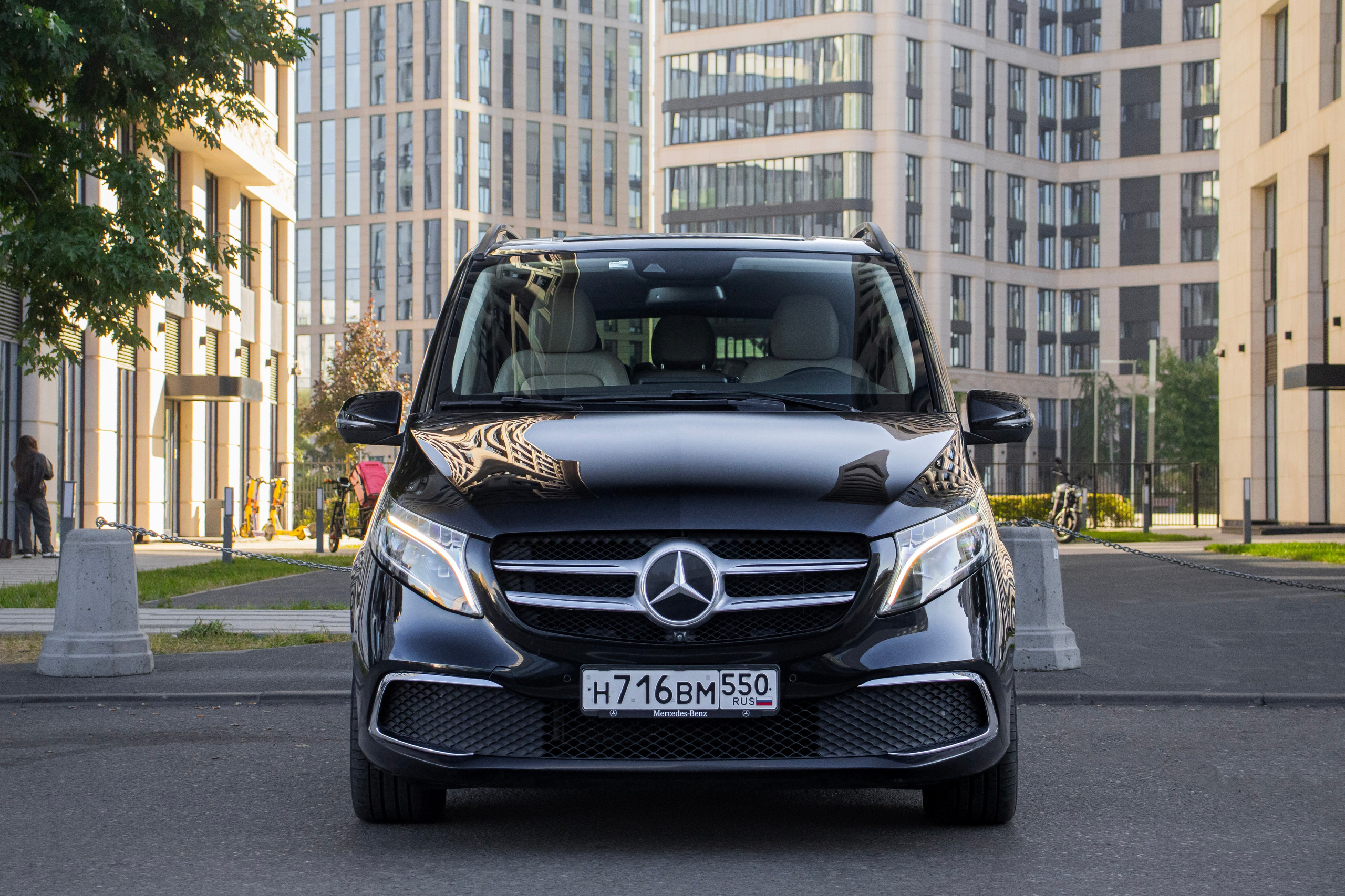Mercedes-Benz V-class