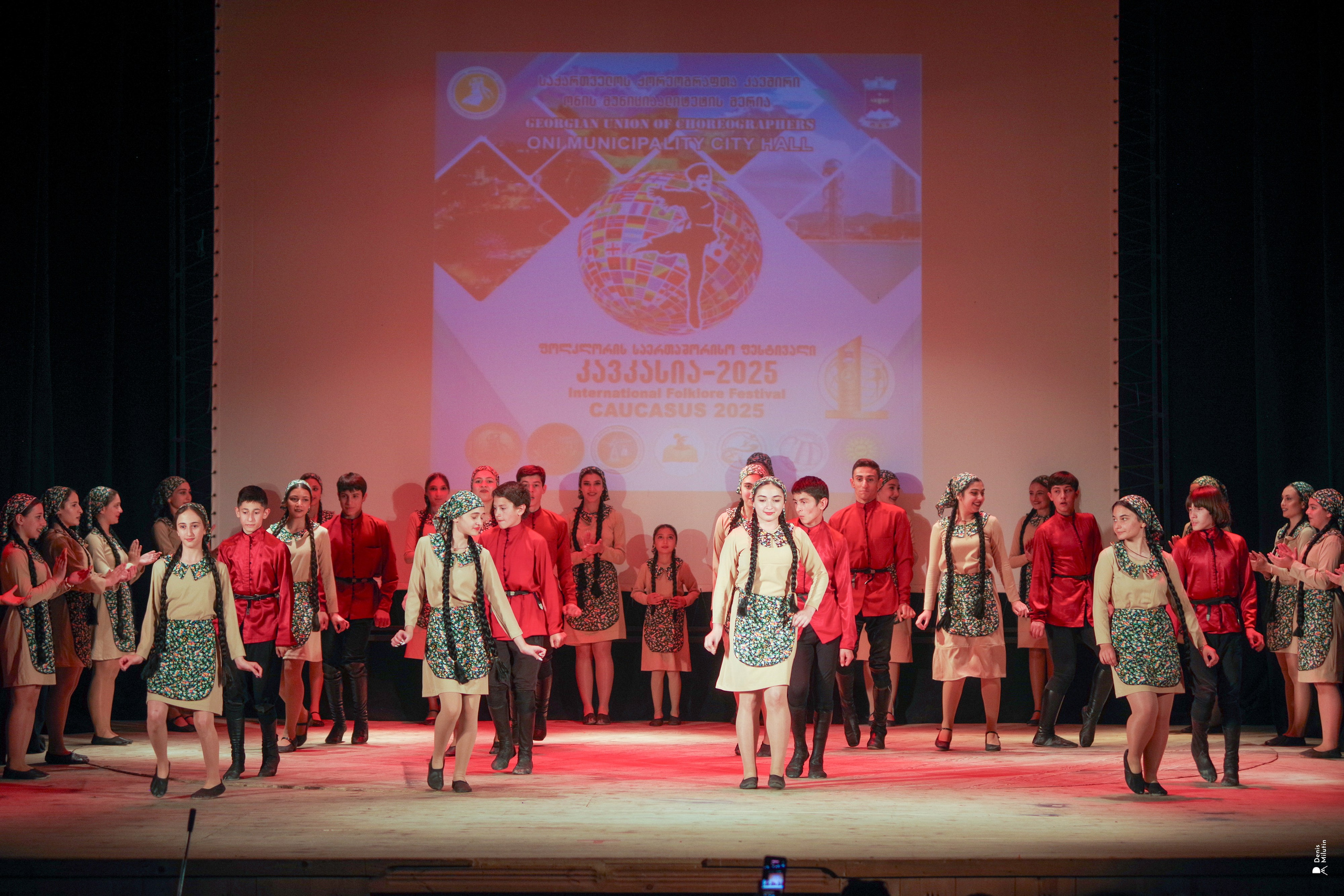 Танцы в прекрасном Они. Портретный фотограф Денис Милютин