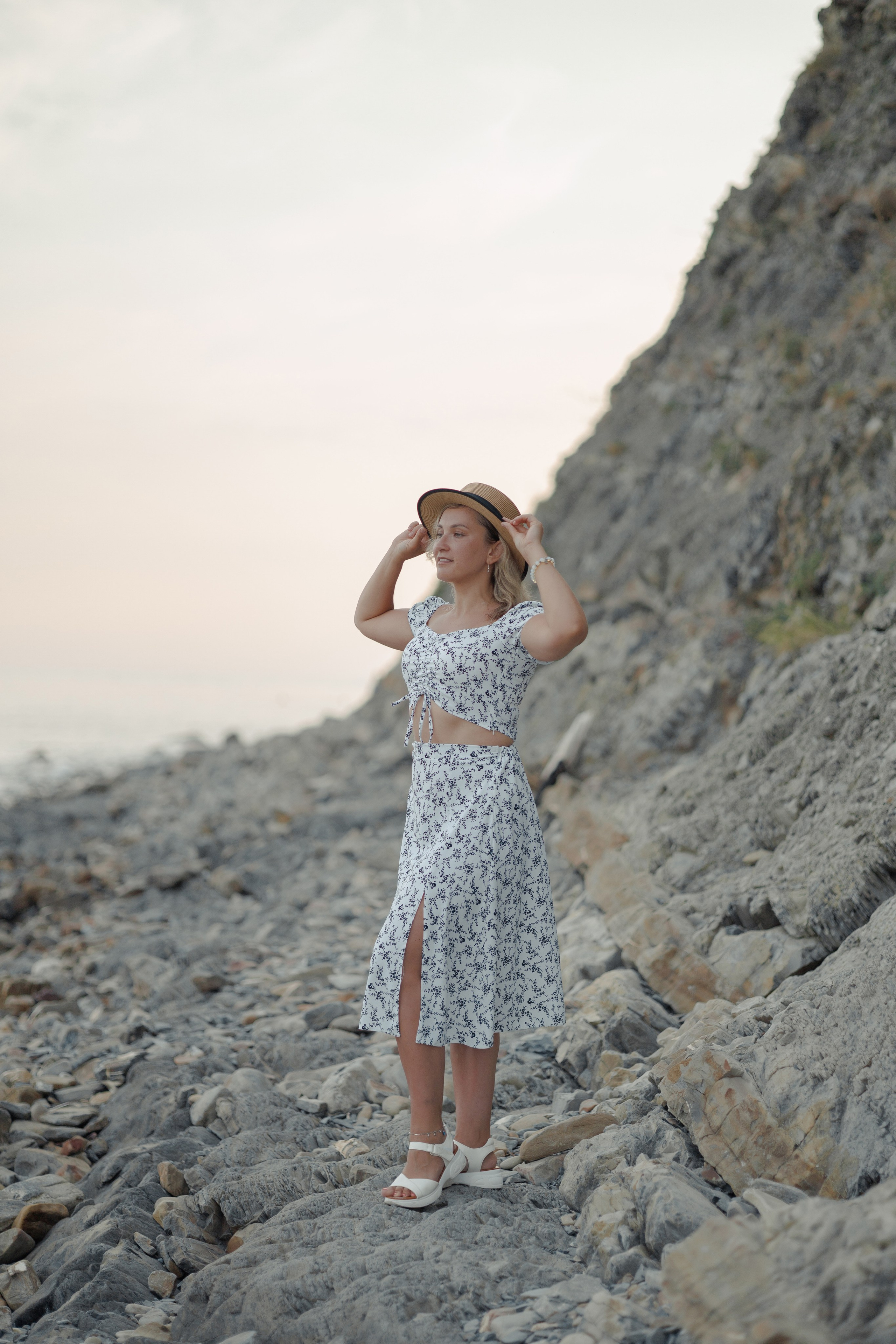 Семейная прогулка на берегу моря. Семейный и портретный фотограф в Геленджике Любовь Бодрова