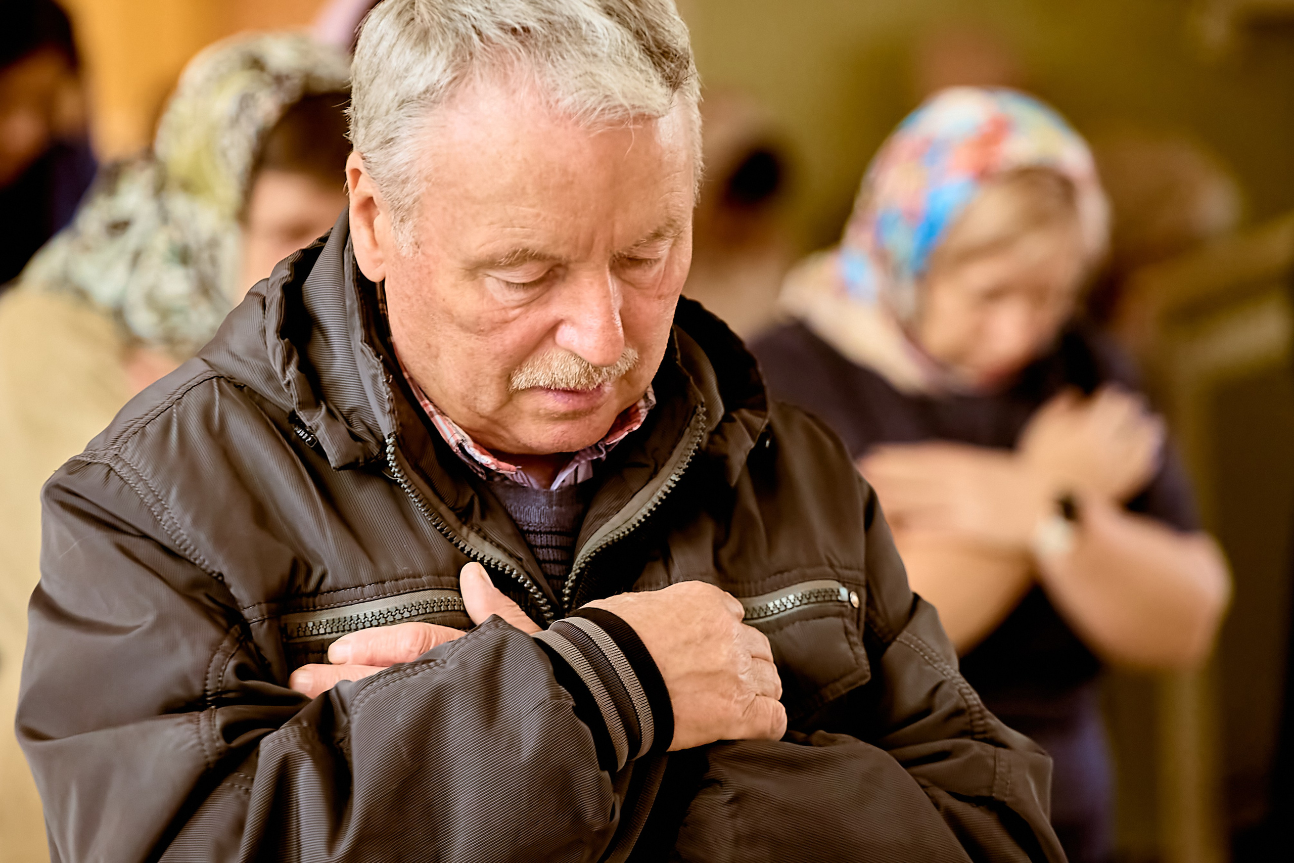 Фотографии Божественной Литургии в Неделю Крестопоклонную