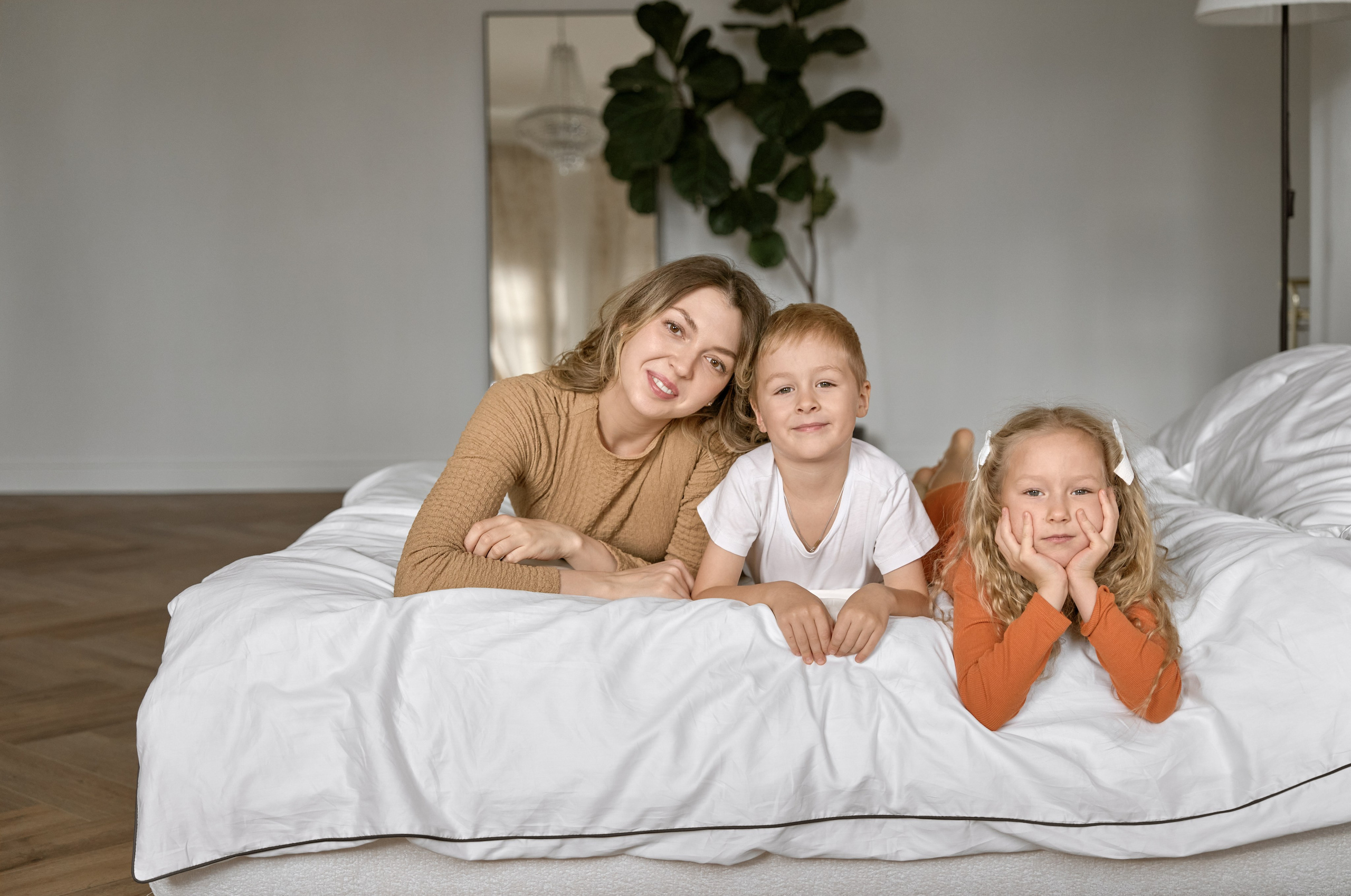 Семейная фотосьемка в фотостудии «Истории» зал «Апартаменты»