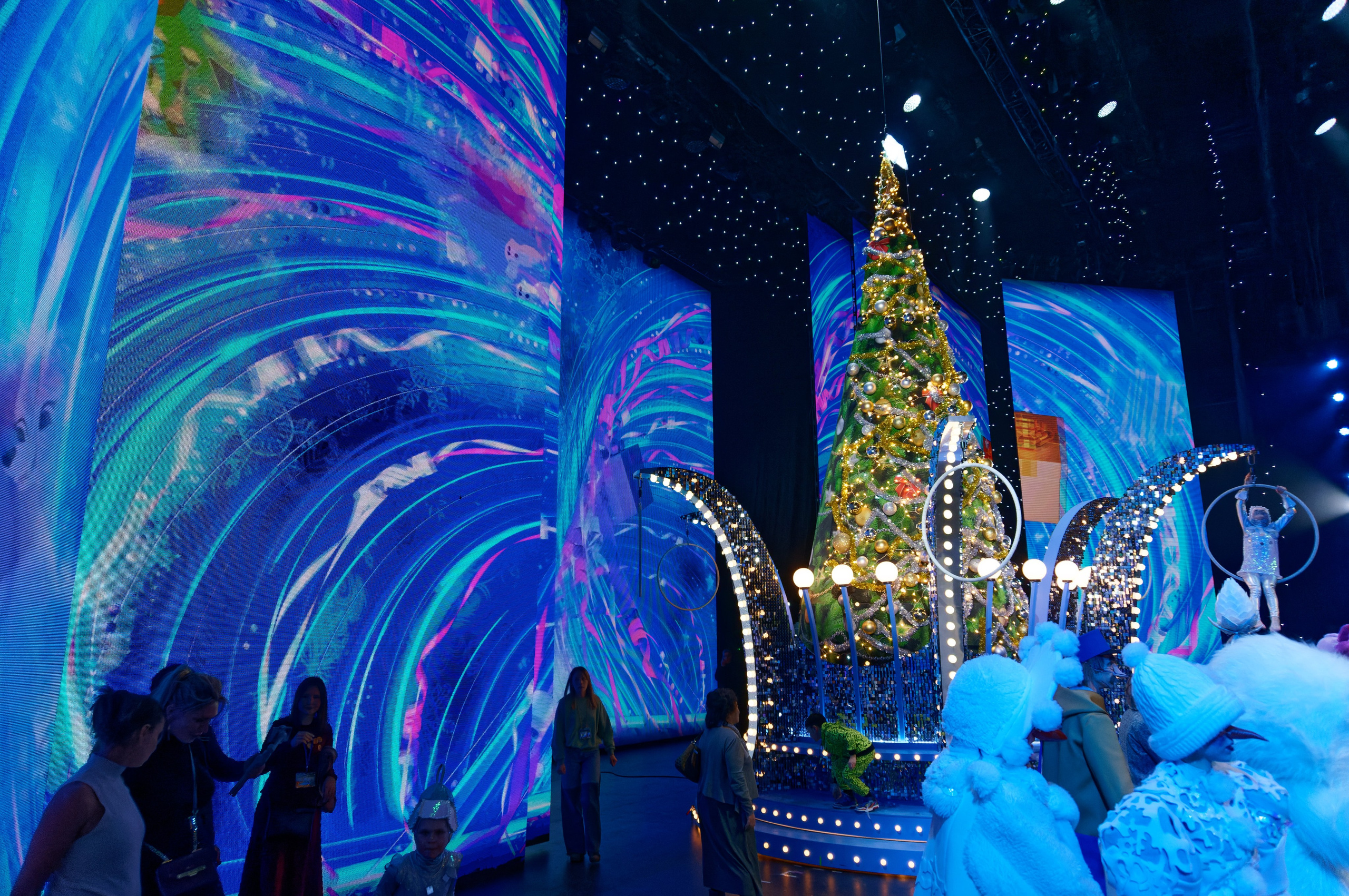 Закулисный репортаж. Лучший фотограф без диплома Дима Берников