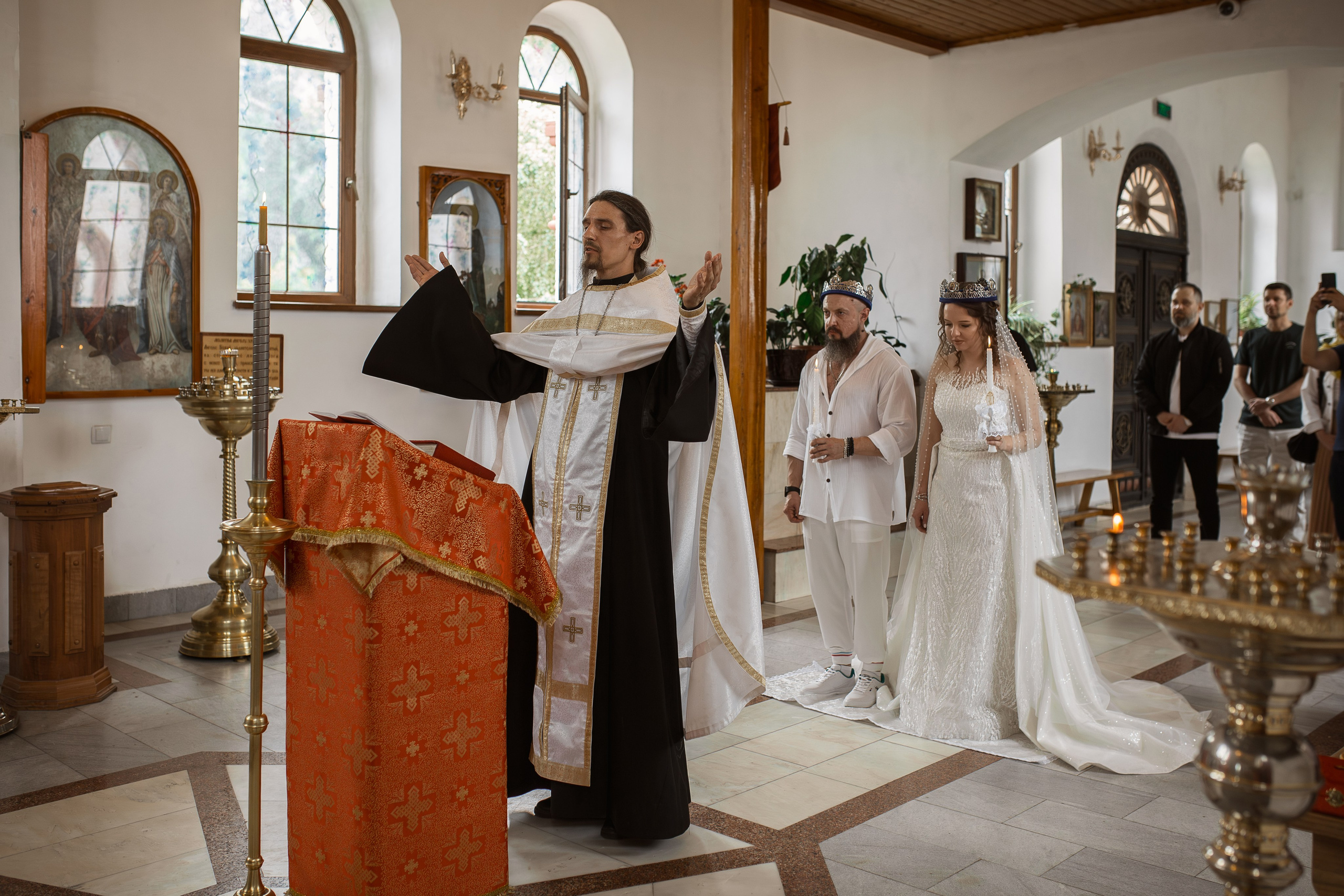 Венчание Алексея и Виктории. Фотограф на Крещение и Венчание в Ташкенте