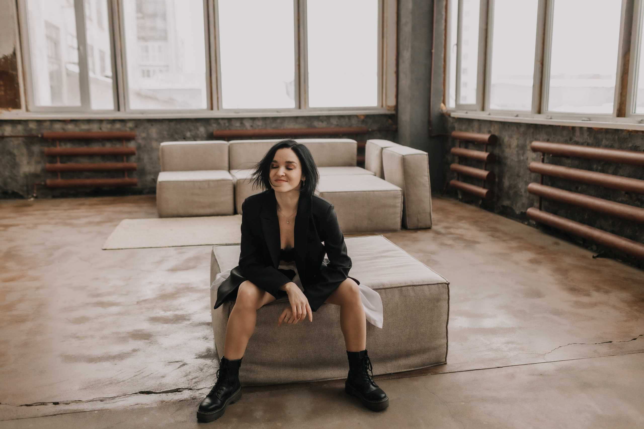 Студия FOTONIKA ЗАЛ ЦЕХ 430. Фотограф Софья Васильковская