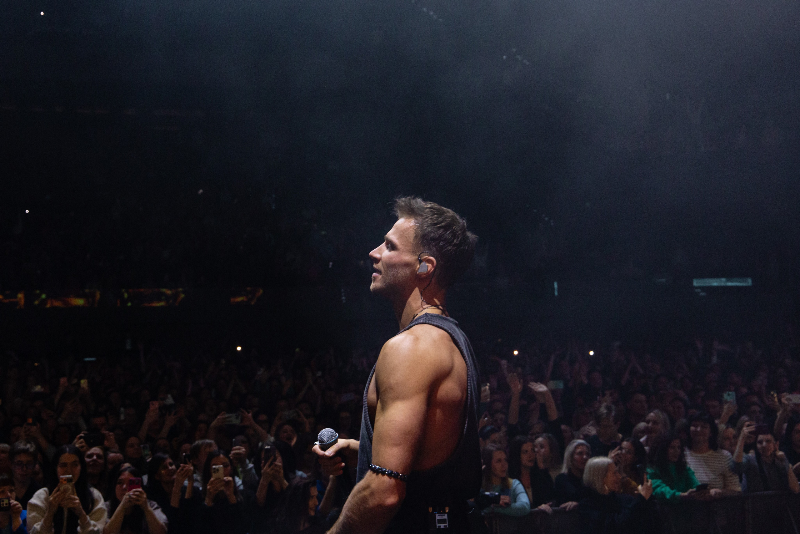 Концерт Лёши Свика