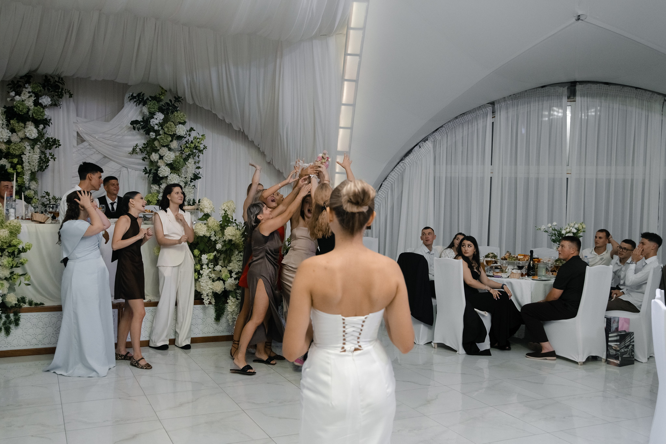 Елена & Даниил. Свадебный фотограф в Симферополе и Крыму