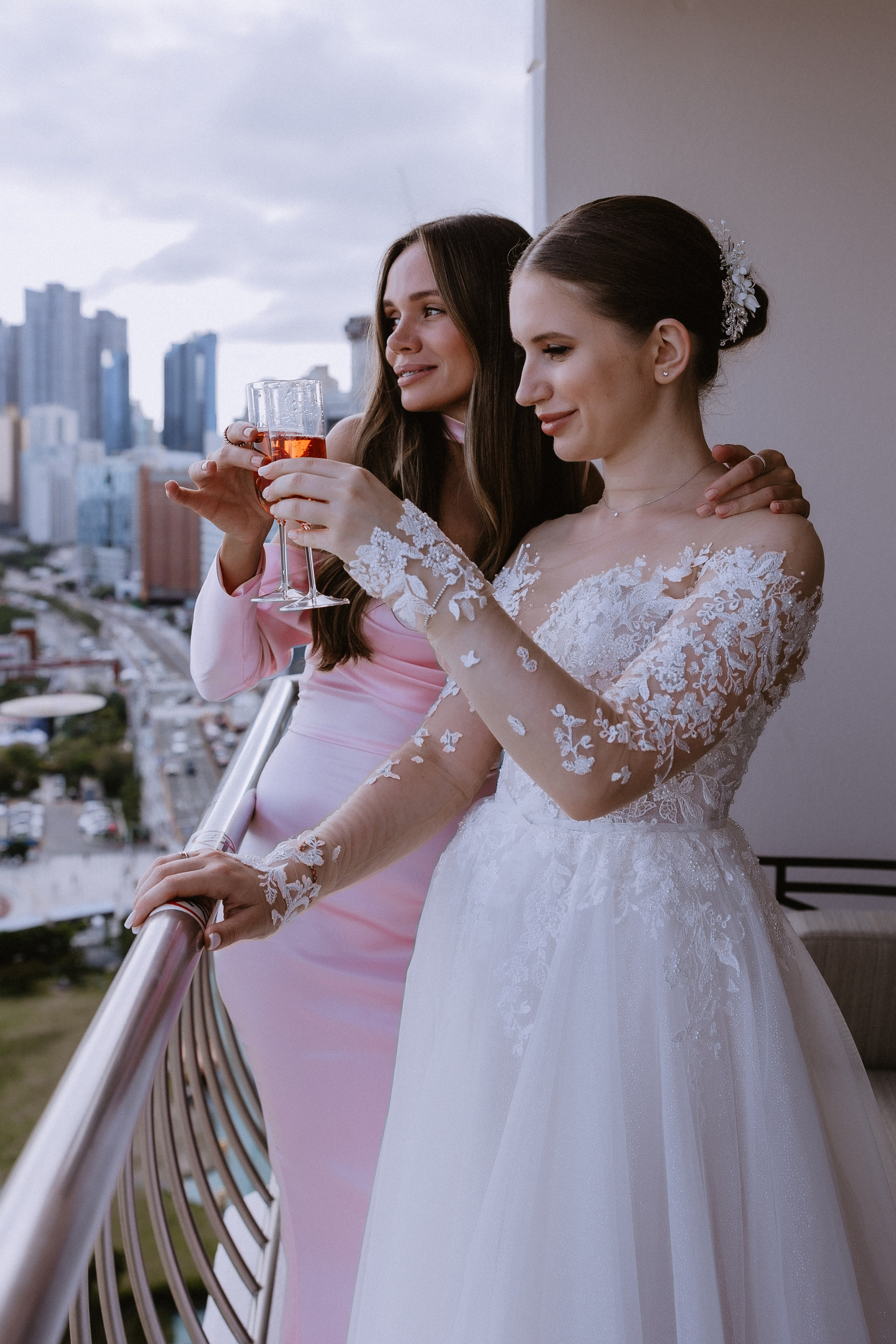 Fun wedding in Busan. Your photographer in Busan (South Korea) Aleksandra Anufriy