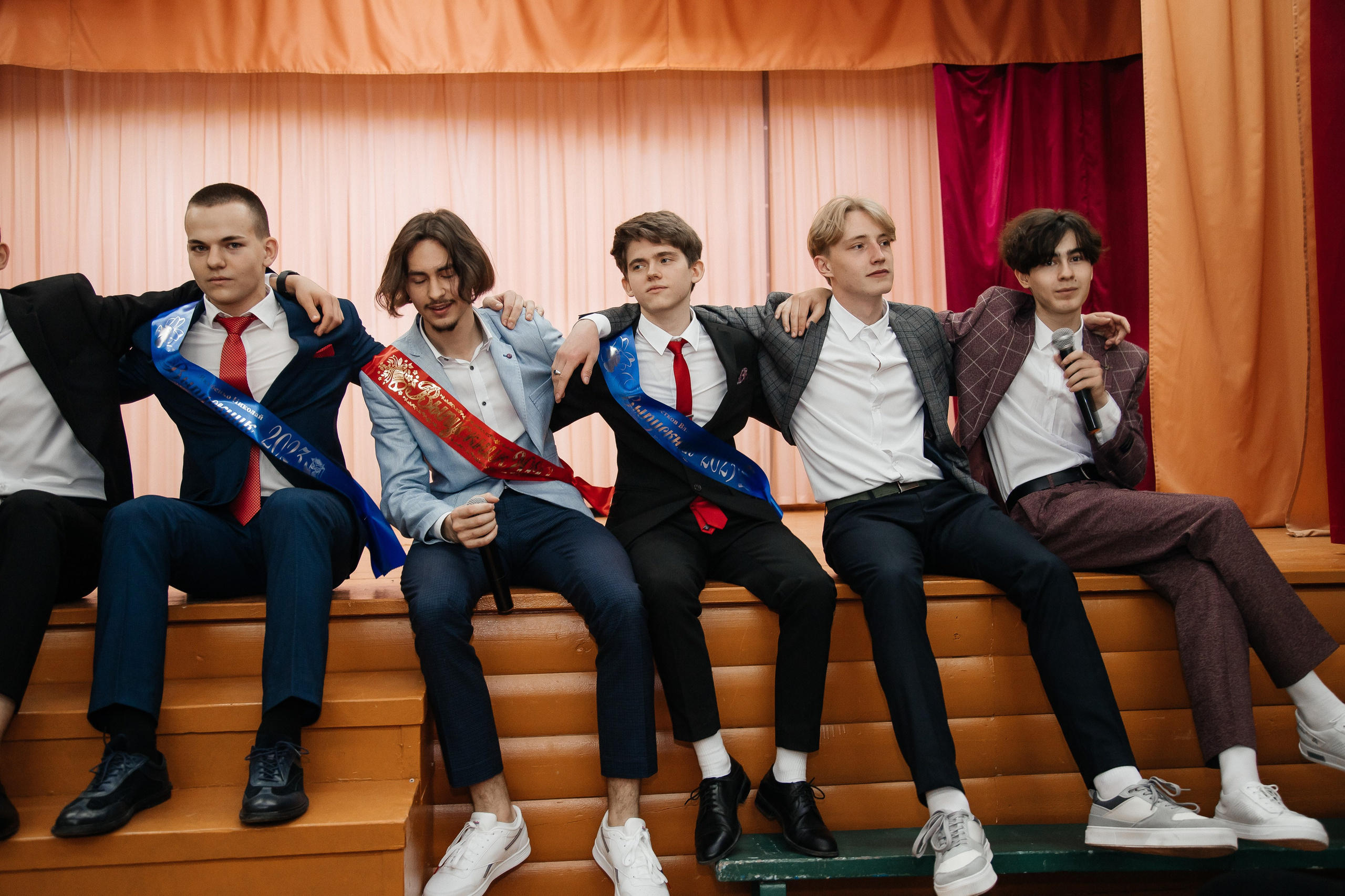 Выпускной. Креативный и женский Фотограф Омске Наталья Лебедева