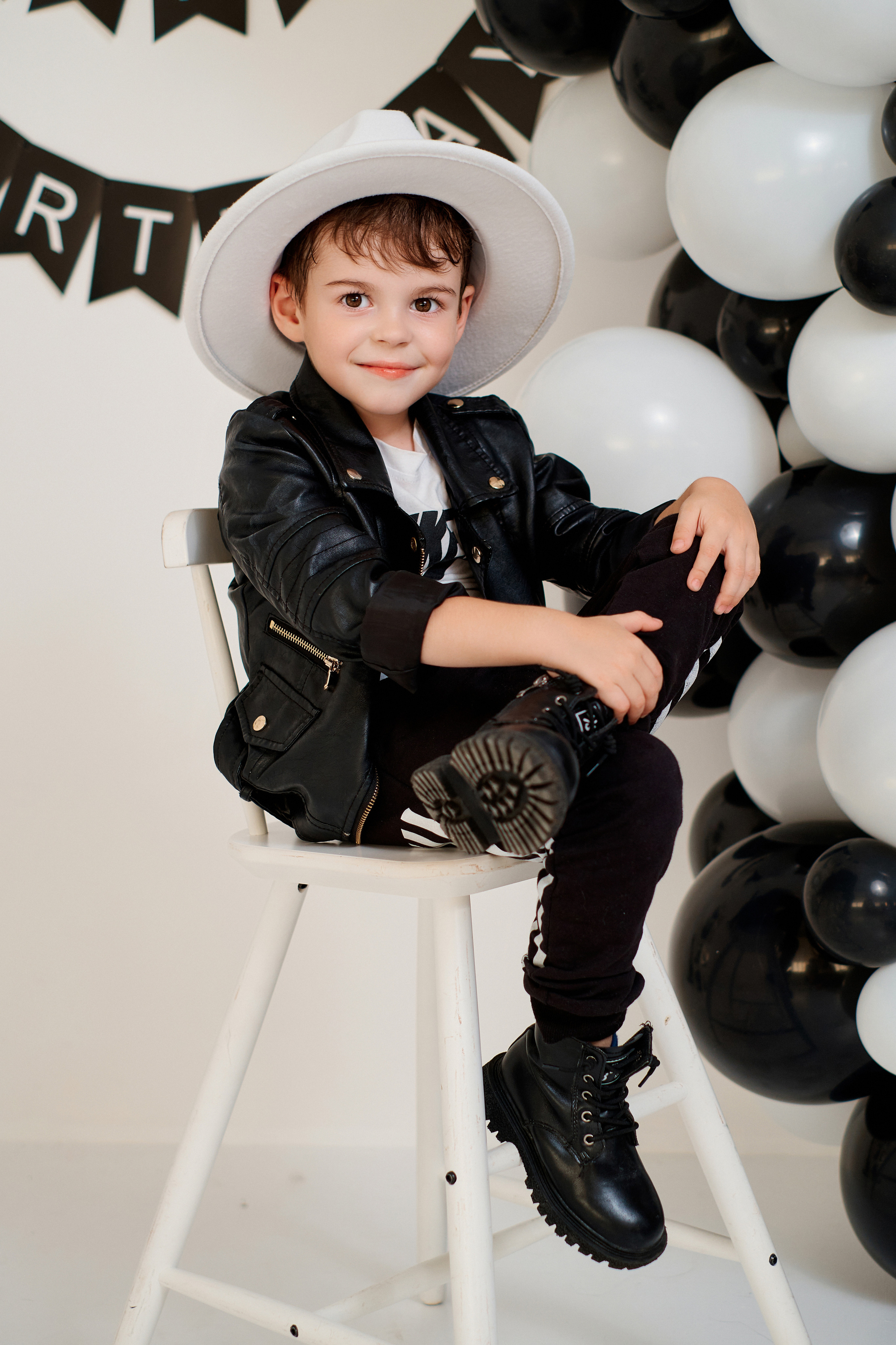 Семейная фотосессия в стиле «РОК». Фотограф Таганрог Анна Трайжон