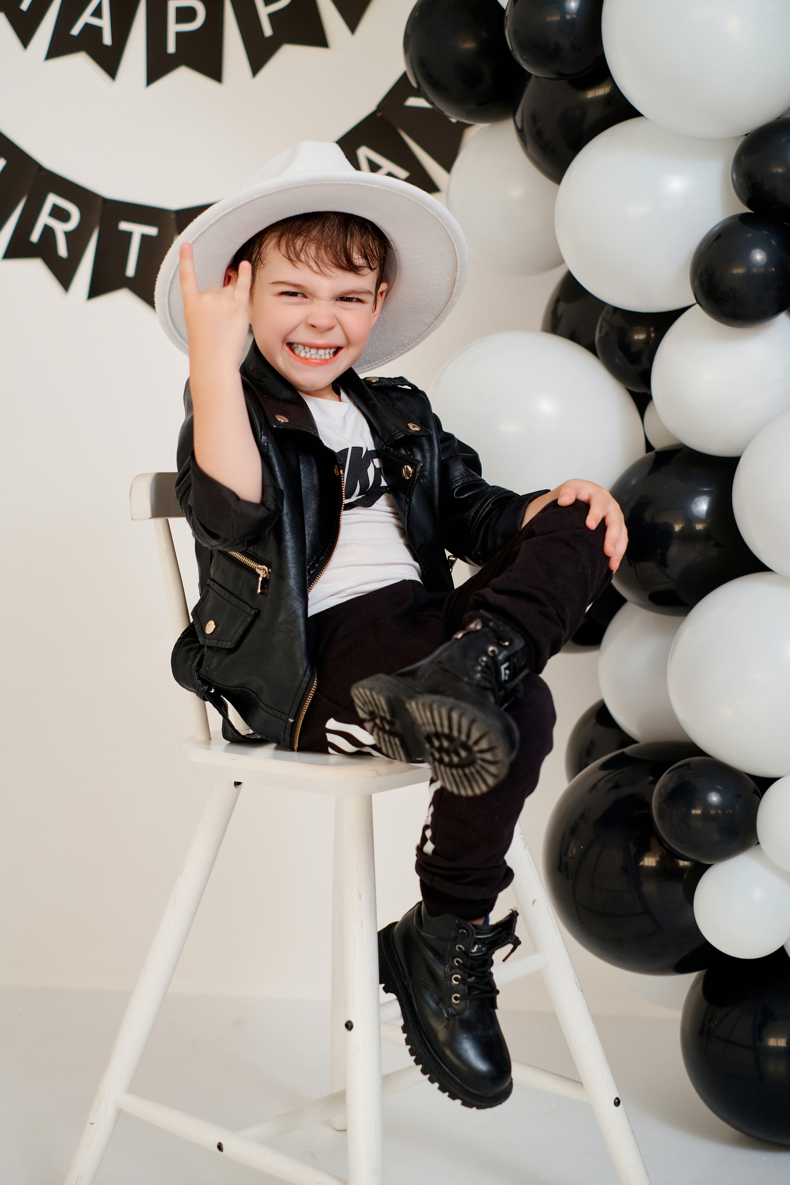 Семейная фотосессия в стиле «РОК». Фотограф Таганрог Анна Трайжон