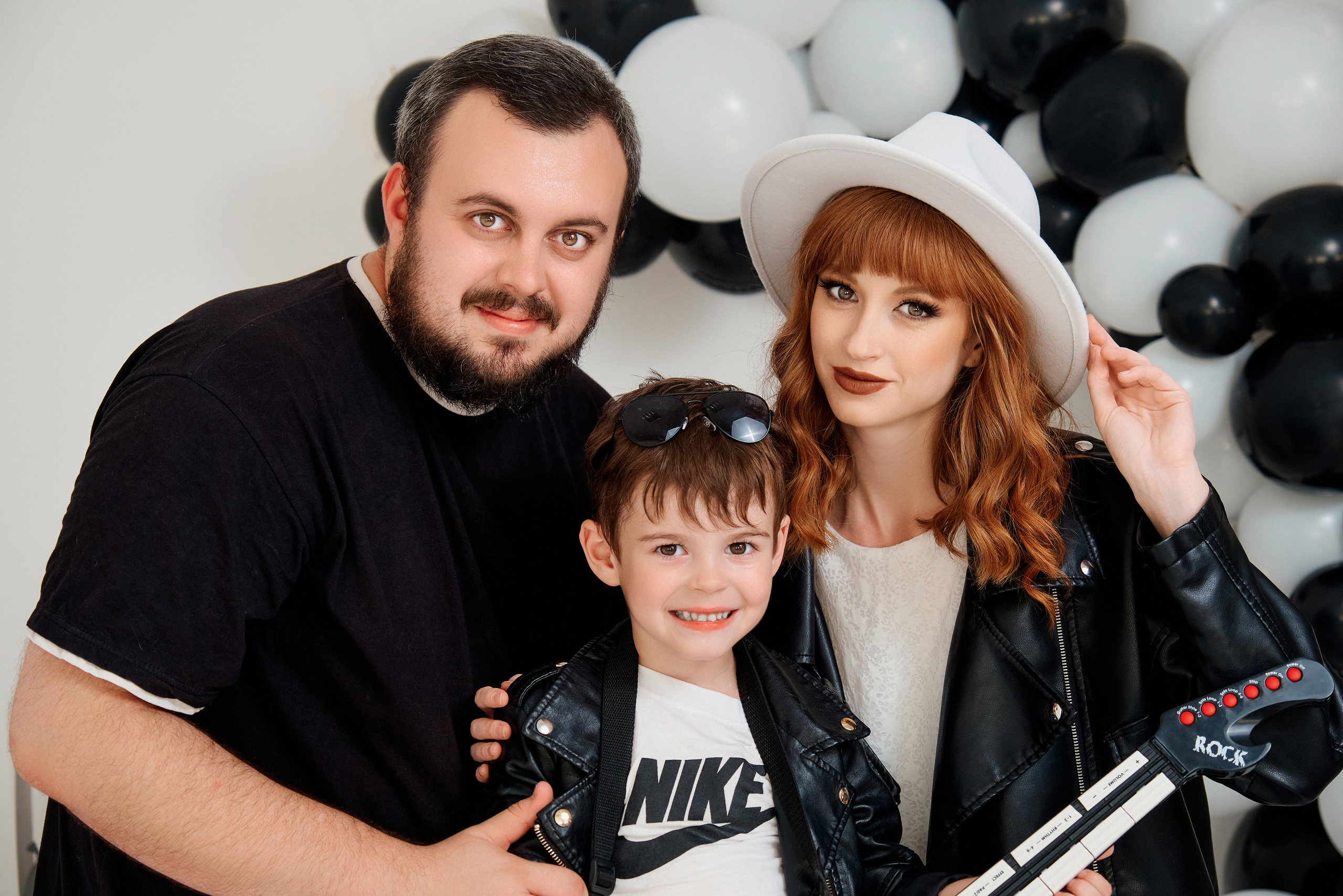 Семейная фотосессия в стиле «РОК». Фотограф Таганрог Анна Трайжон