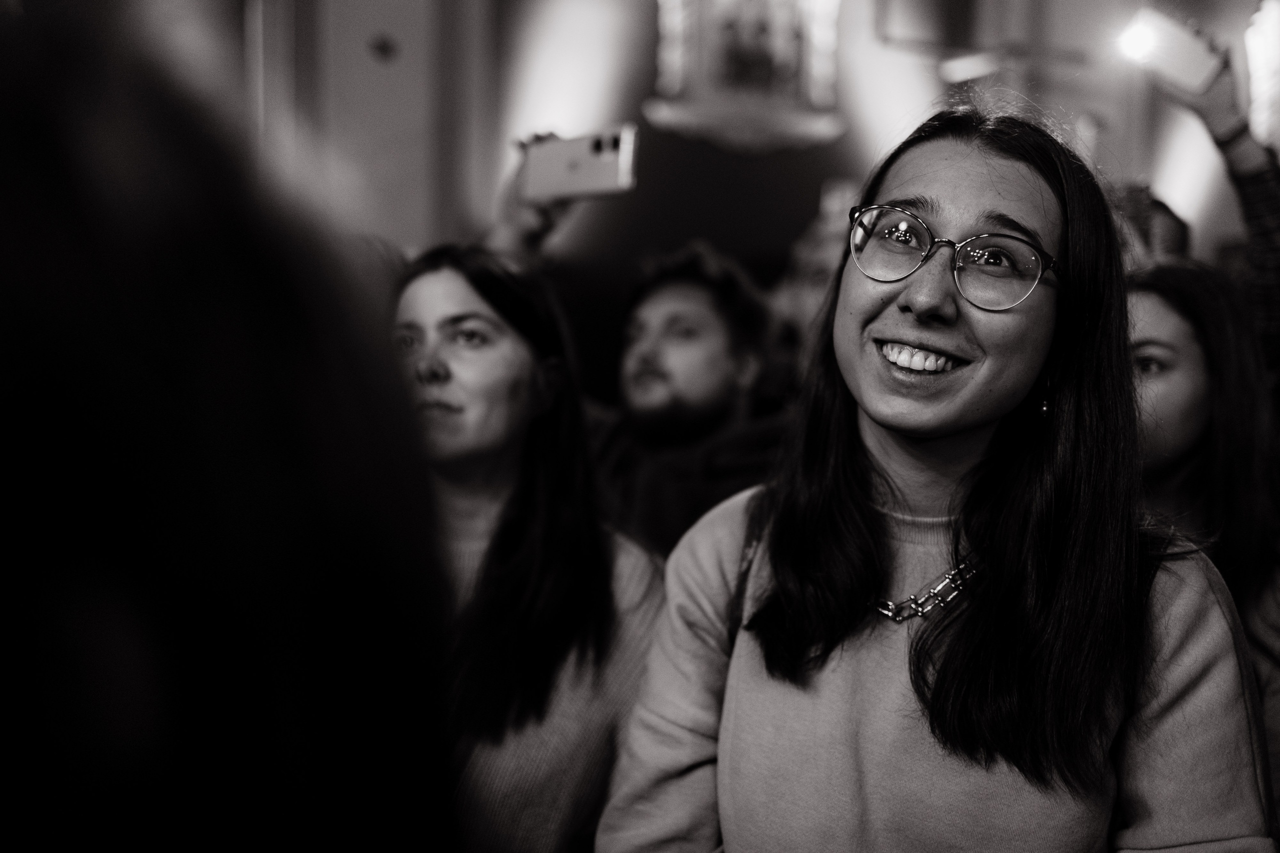 Бонд с кнопкой. Gorsvet.ph