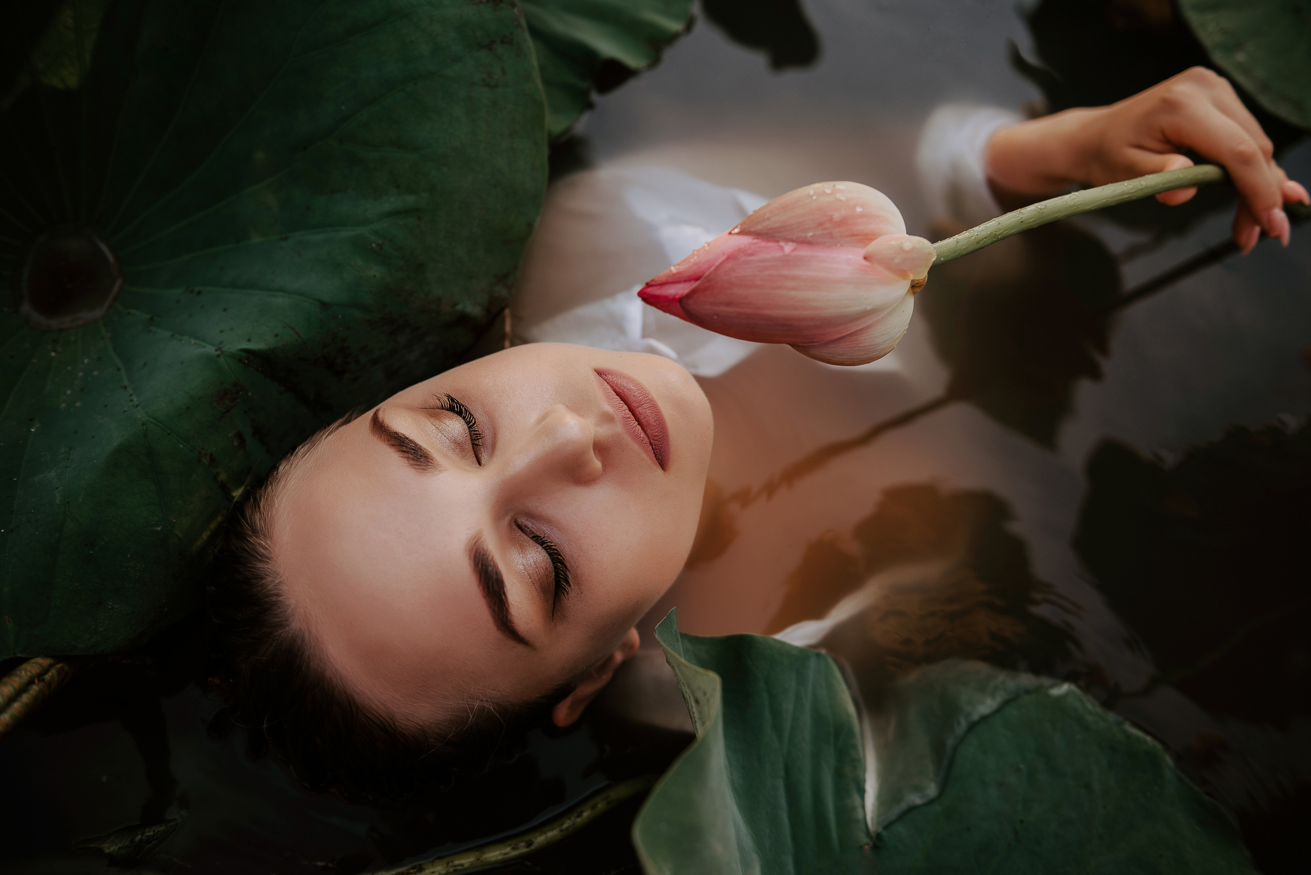 Леся и лотосы. Свадебный фотограф Марина Жемчужникова в Москве и в Белгороде