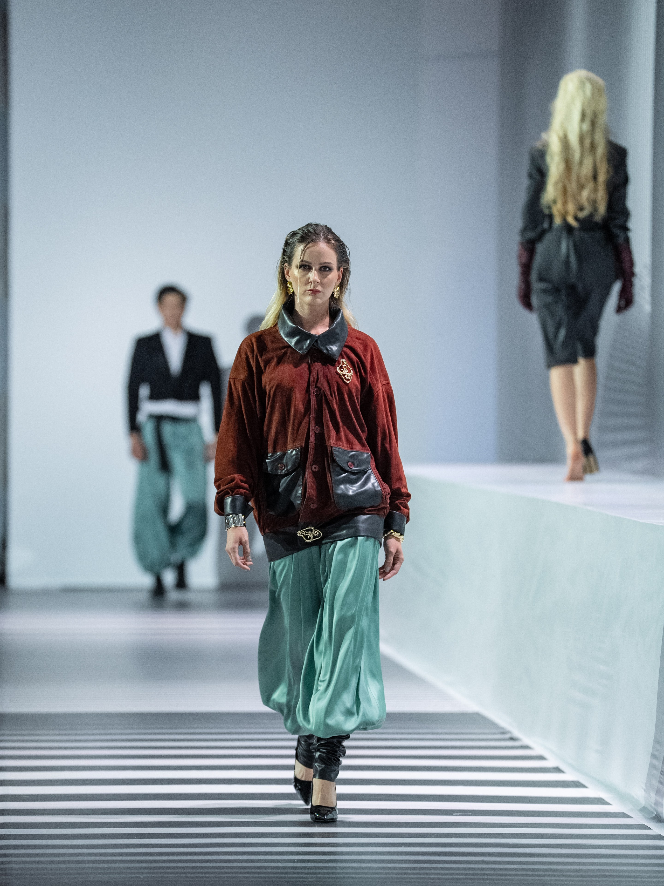 DM BY DINA MARAT. Сайт Алматинского НЮ АРТ, будуар и фэшн фотографа Дениса Карпенко