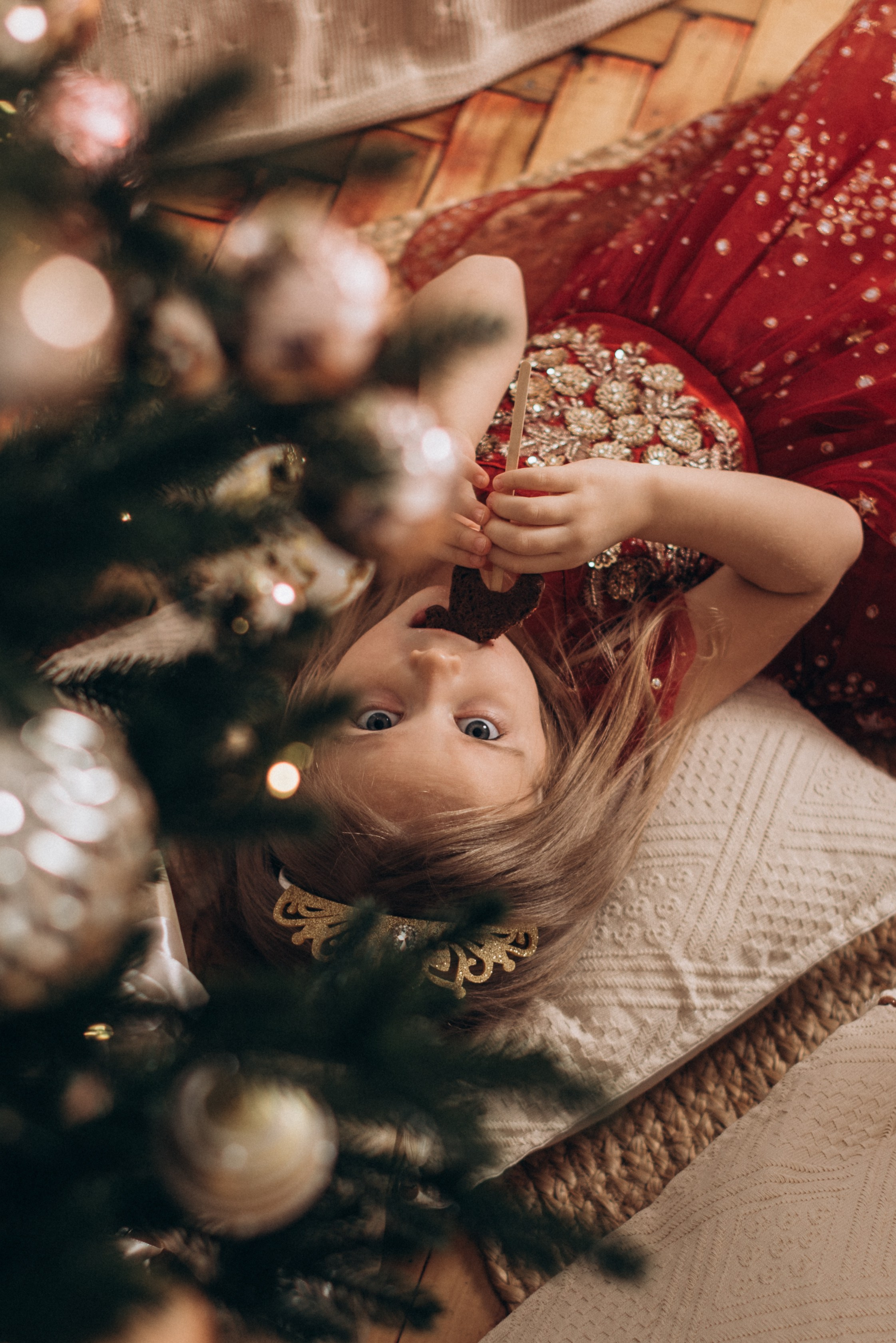 Новогодняя Алисия. Куксенко Елена — Семейный фотограф Санкт-Петербург