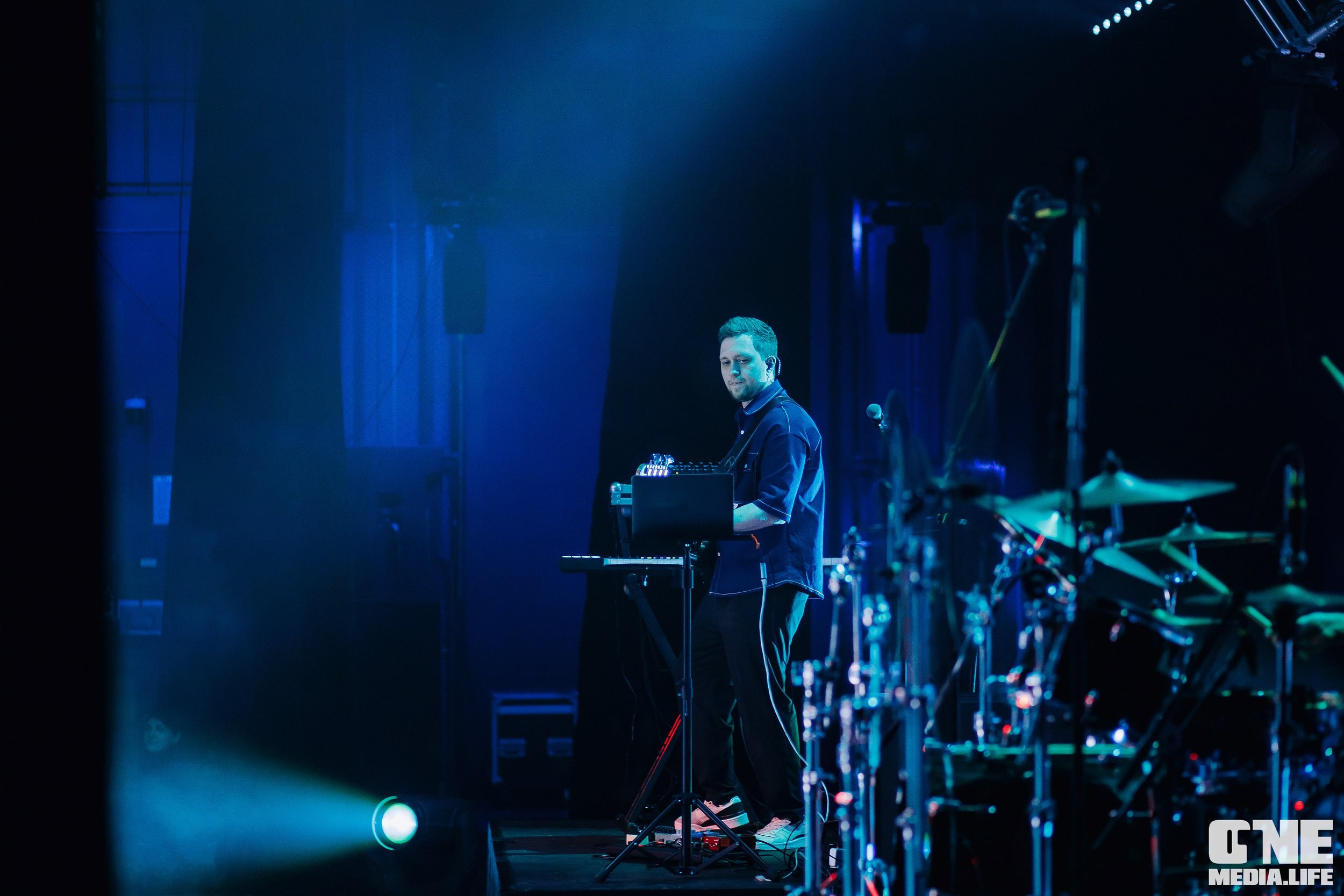 Фоторепортаж с концерта Ёлки. One Media Life: фоторепортажи, фотоотчеты с мероприятий и заведений