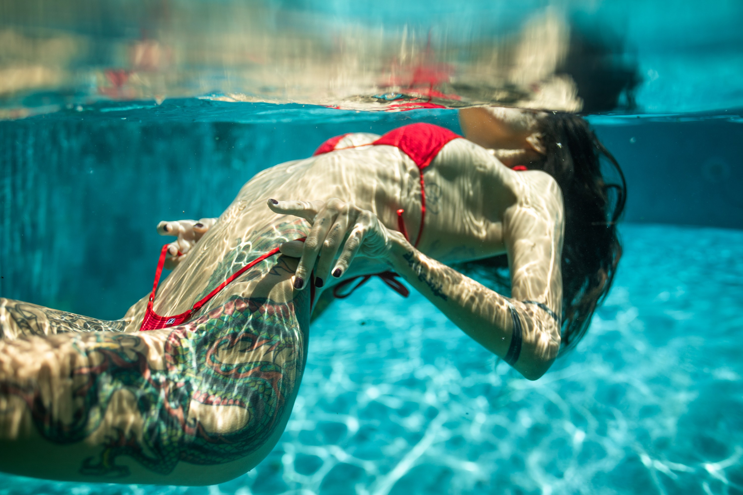 Фотосесии в Бассейне 18+. Лайфстайл Фотограф и Профессиональный Водный Фотограф в Москве