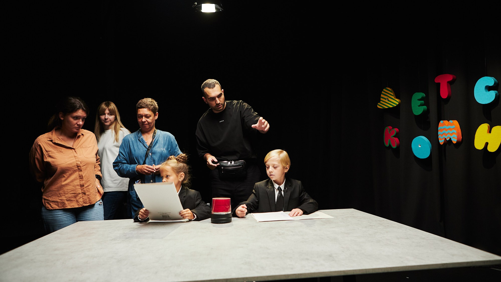 Репортажная съёмка шоу «Детская комната» — бэкстейдж и атмосфера. Репортажный фотограф в Москве — Дмитрий Тарасов | Съёмка мероприятий, концертов, корпоративов