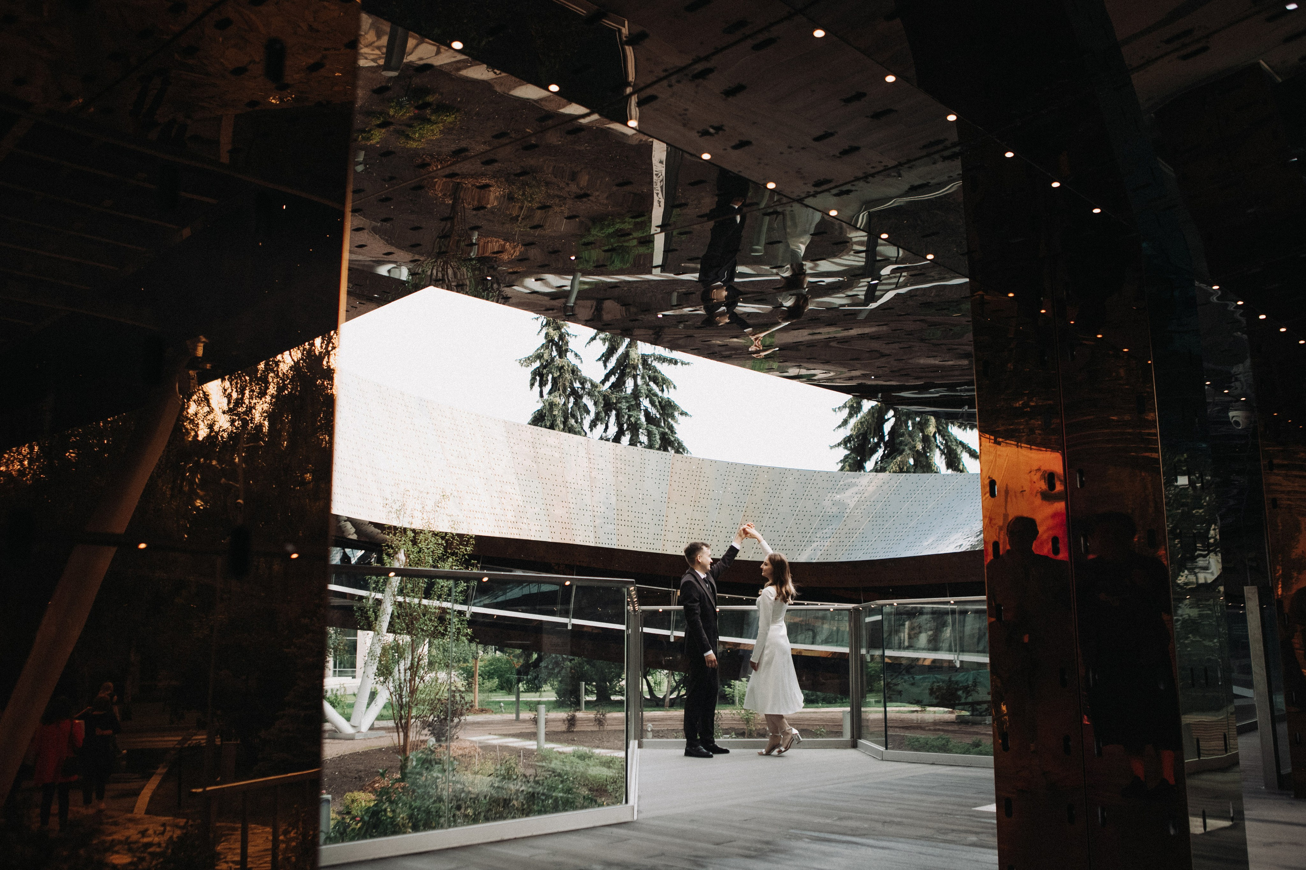 Места для свадебной прогулки Москва. Свадебное фото и видео Москва Кристина Музыка