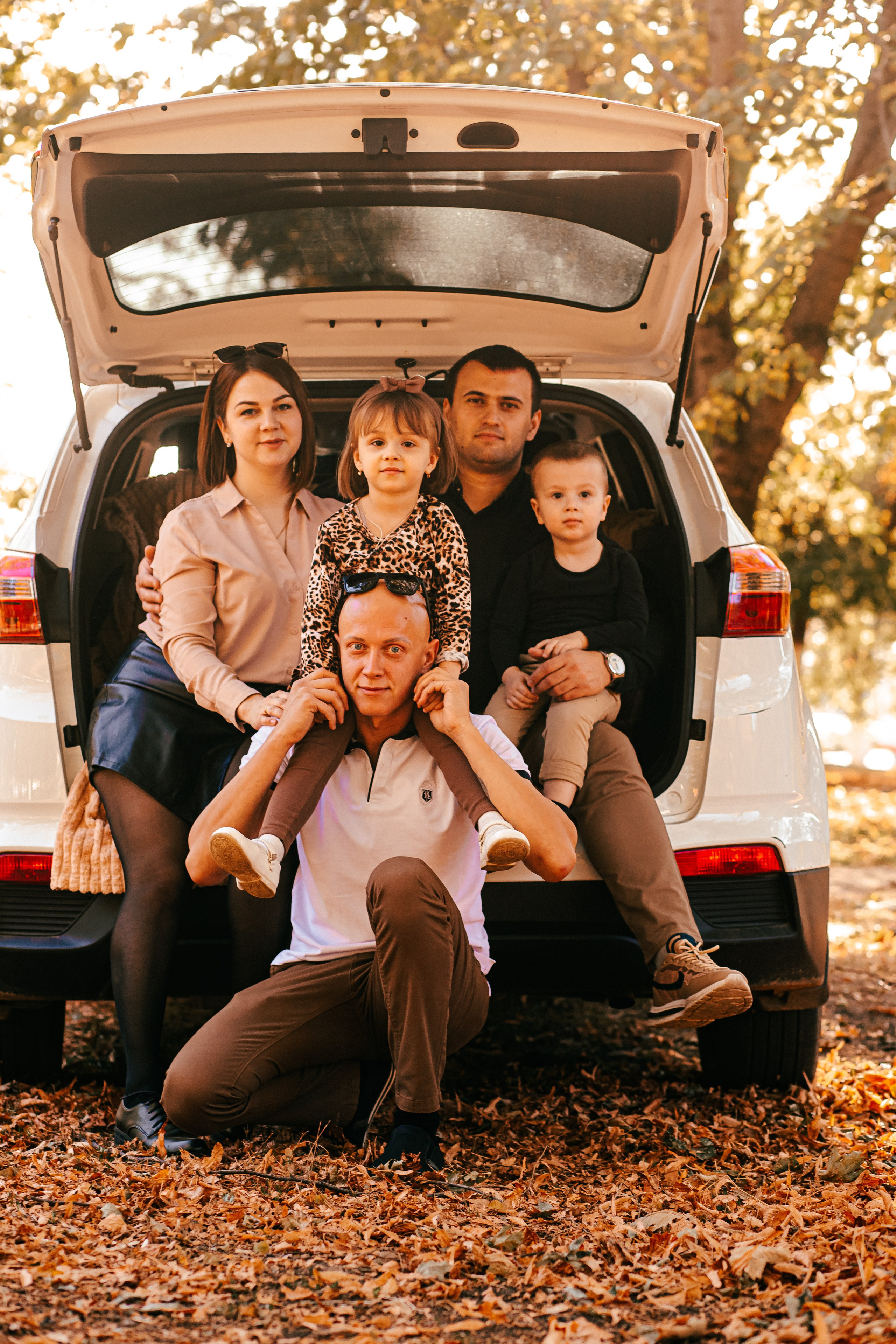 Семейная фотосессия в парке. Свадебный фотограф Кропоткин Краснодар
