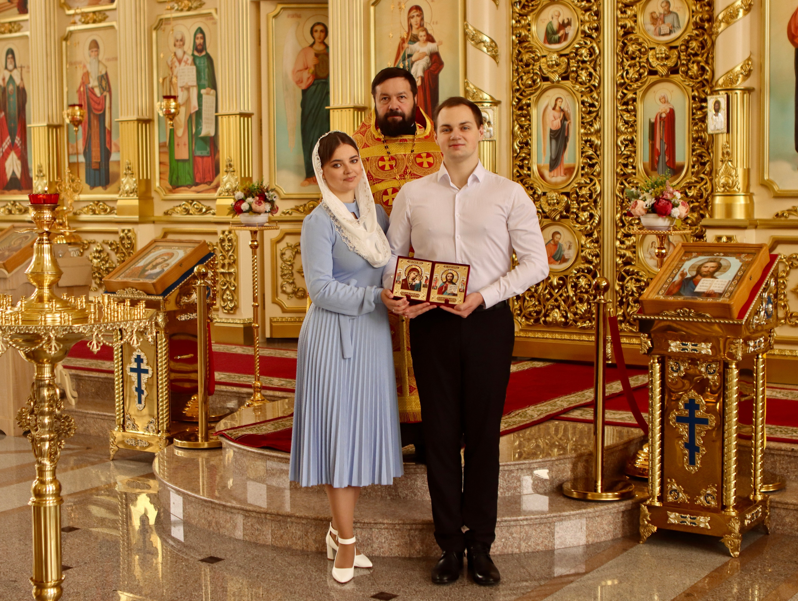 Екатерина и Александр — таинство венчание. Фотограф в Курске Смирнов Евгений