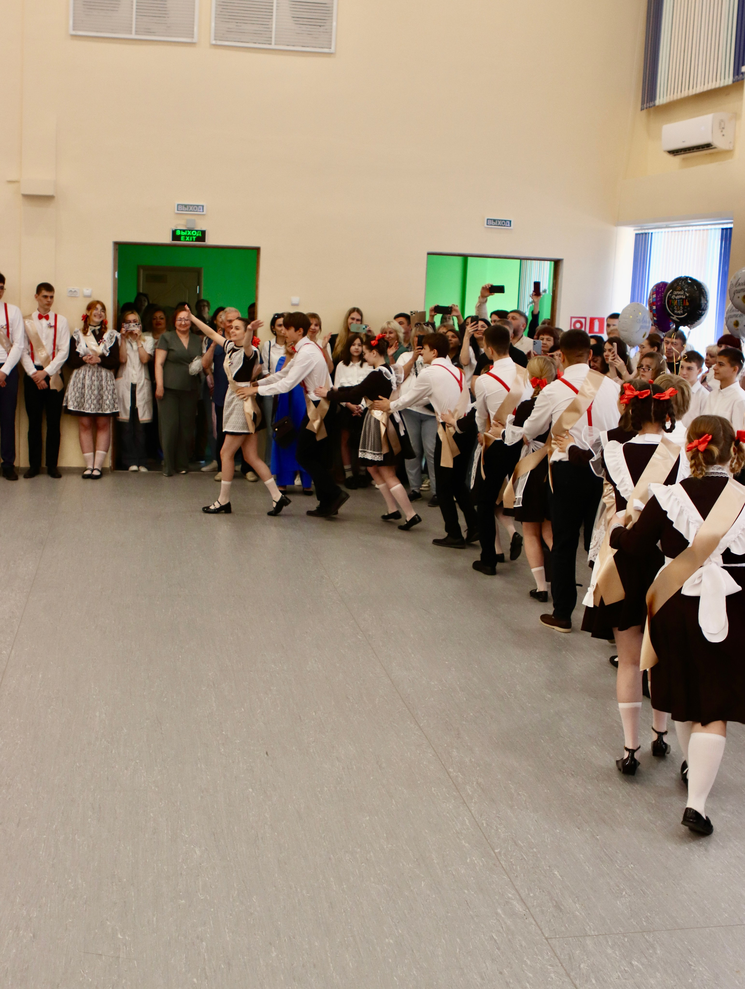 Школьный выпускной. Фотограф в Курске Смирнов Евгений