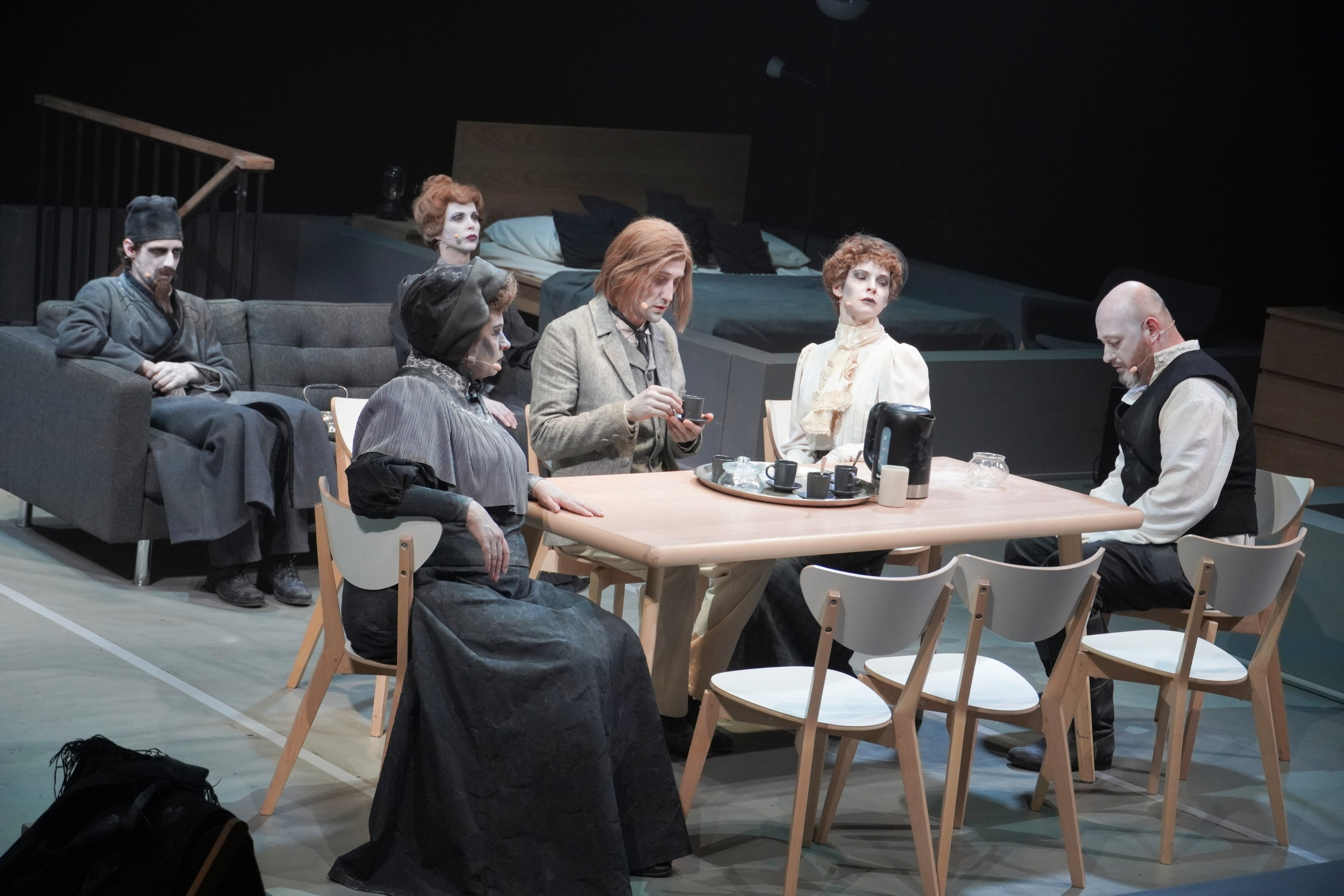 Спектакль «Мещане». Фотохудожник Татьяна Бойцова
