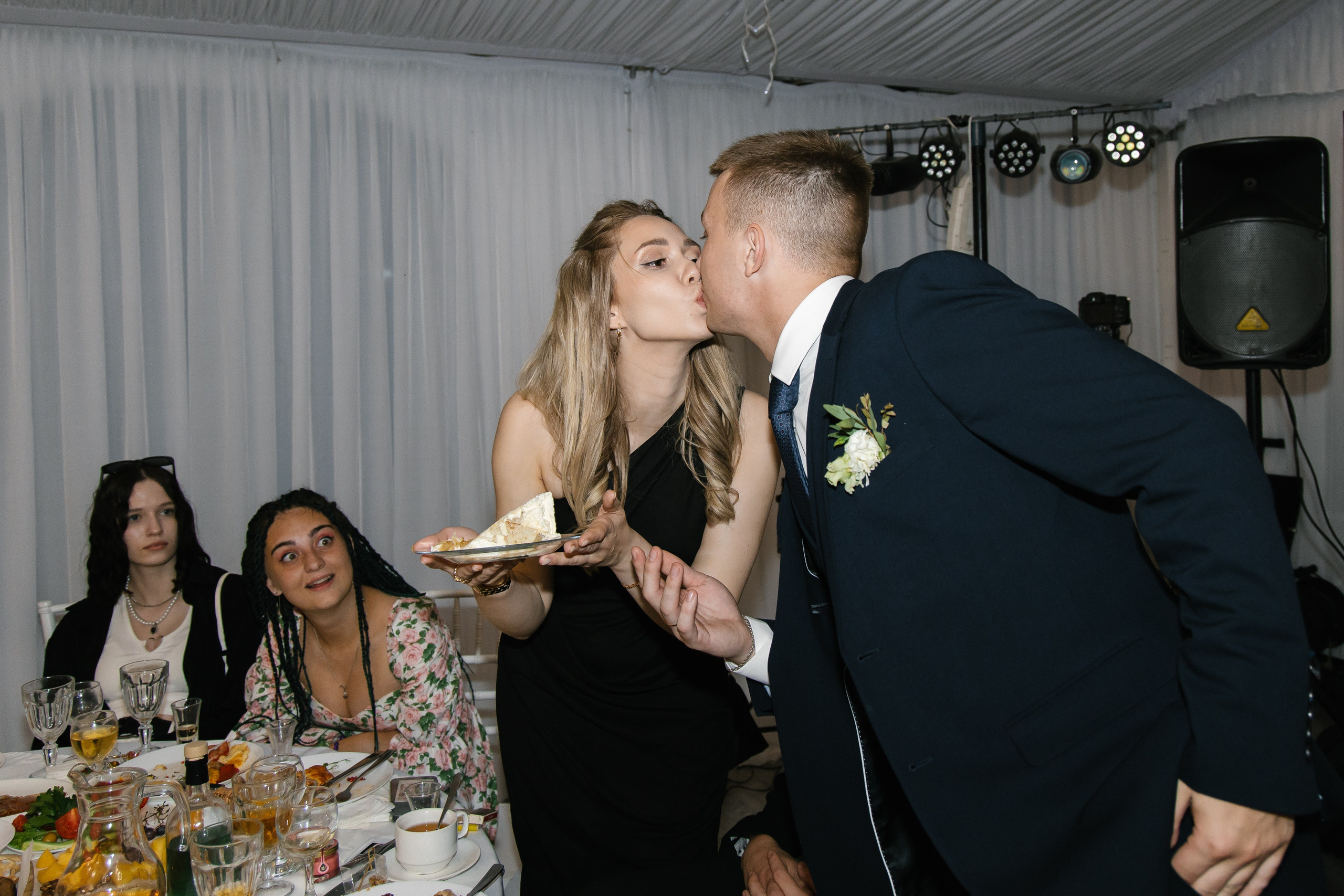 Ксения и Антон (полный день). Фотограф в Барнауле Юлия Садвокасова