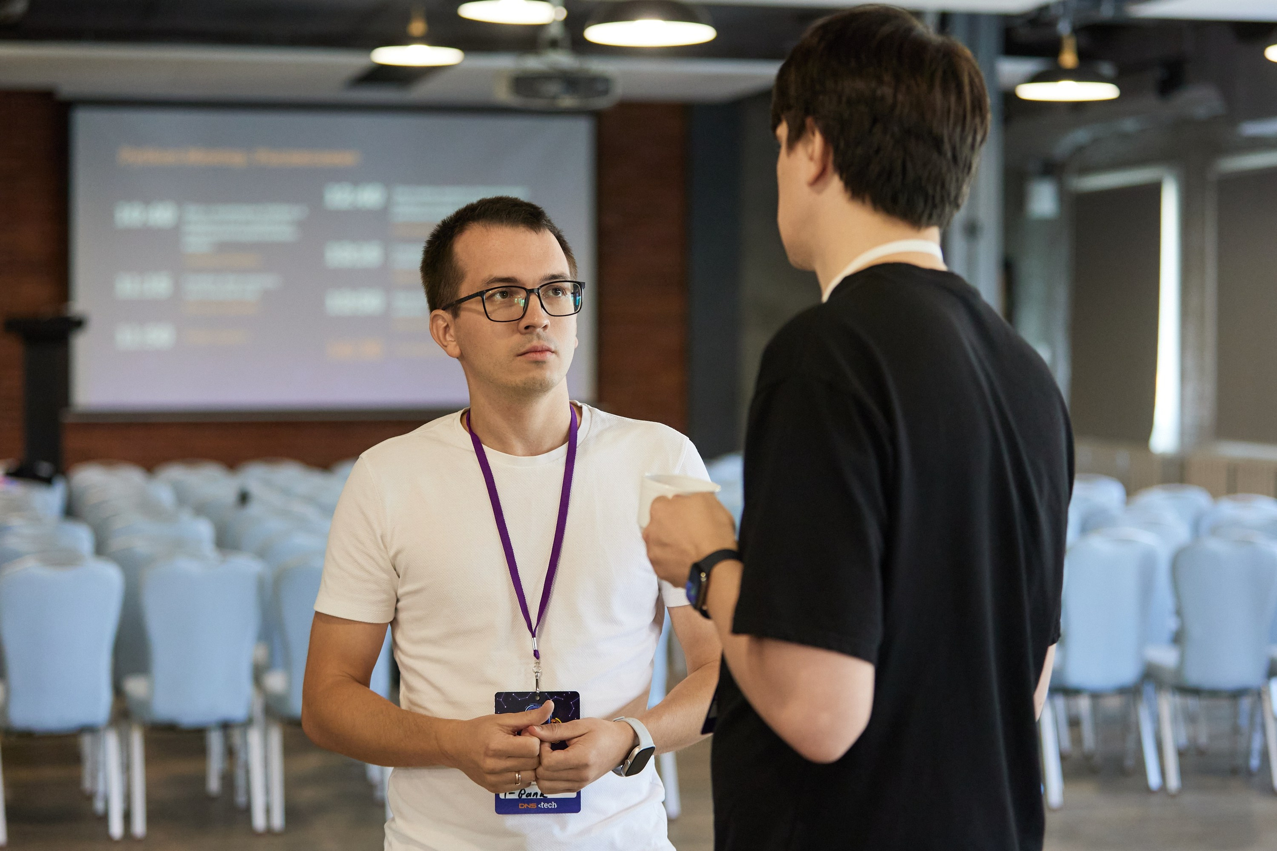 DNS Tech. Репортажный и студийный фотограф во Владивостоке Дударева Софья