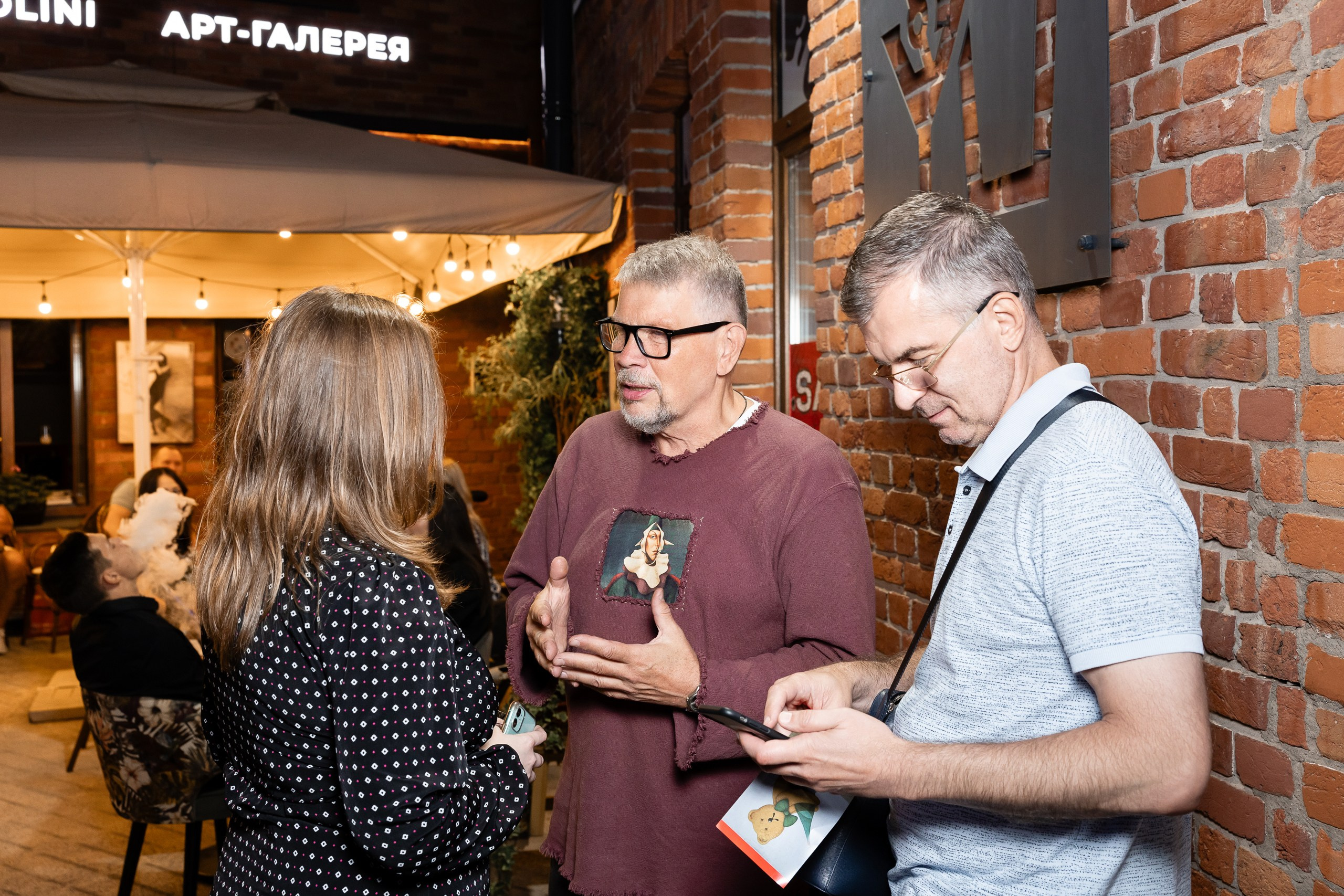 Выставка работ Дениса Шевчука в ресторане Attolini. Фотограф в Санкт-Петербурге — Сергей Петров