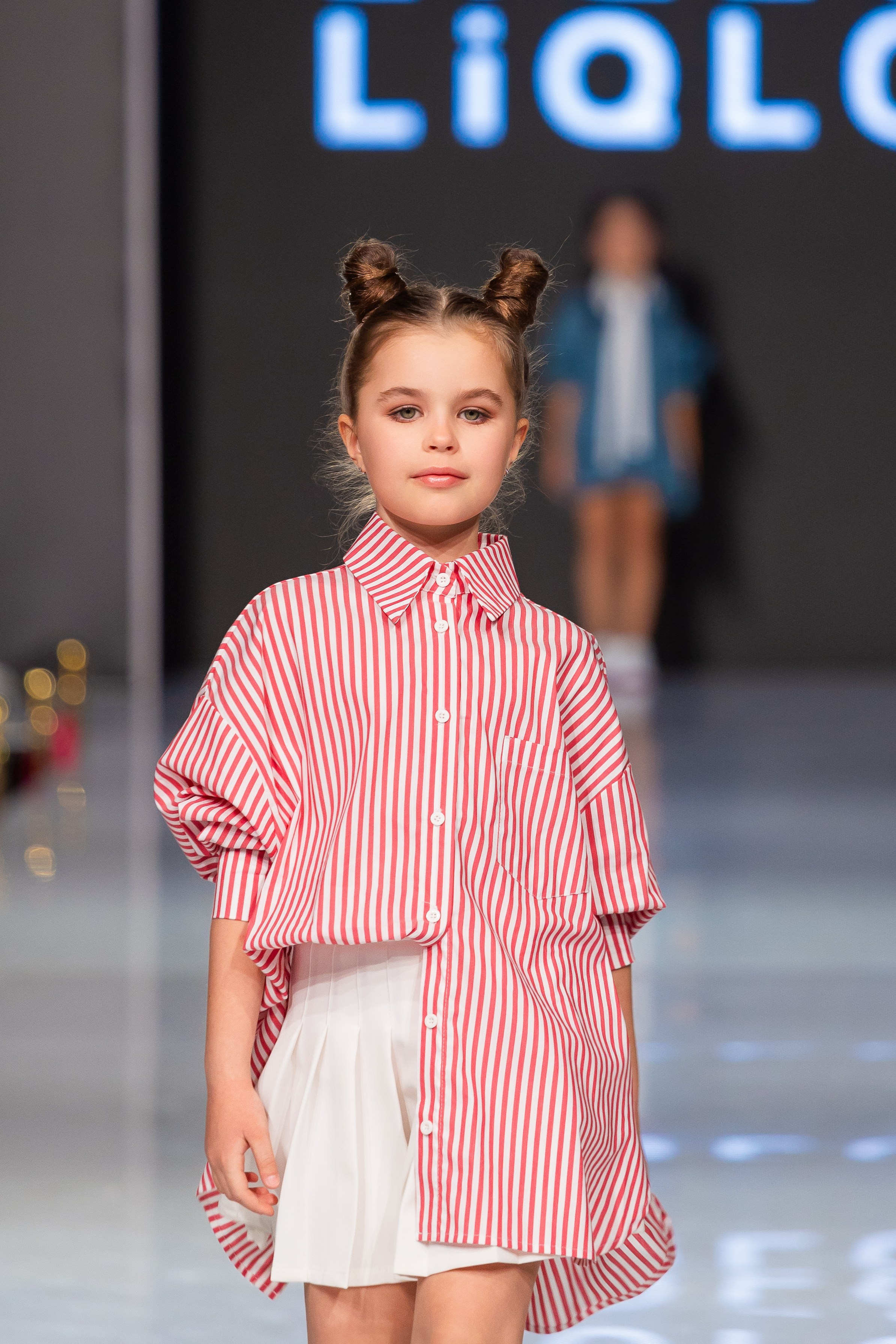 Estet Fashion Week. Photomantis